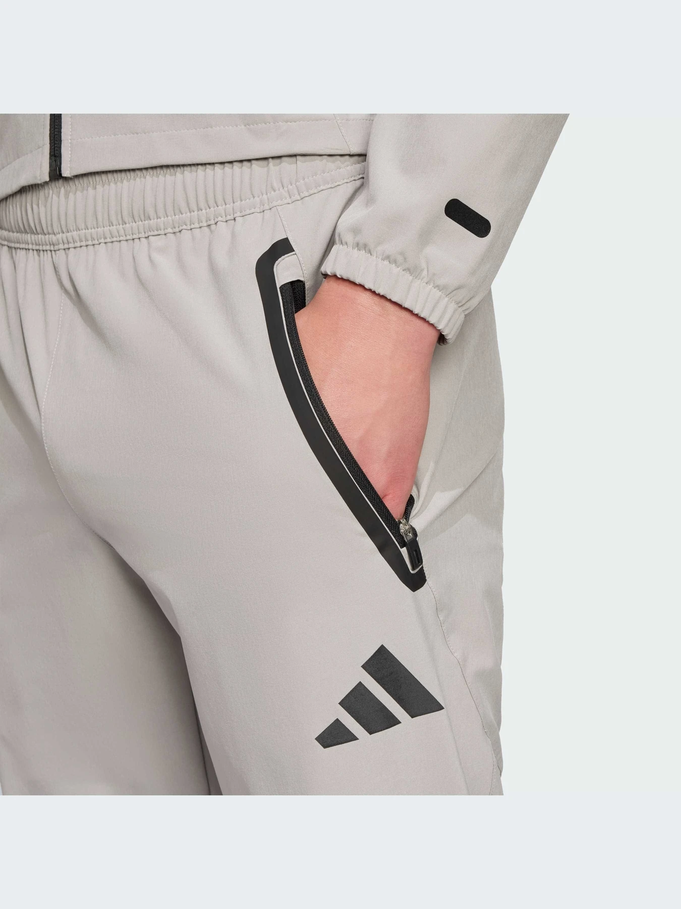 Брюки Adidas Tiro модель JY0505-KZ Брюки Adidas Tiro модель JY0505-KZ Фото
