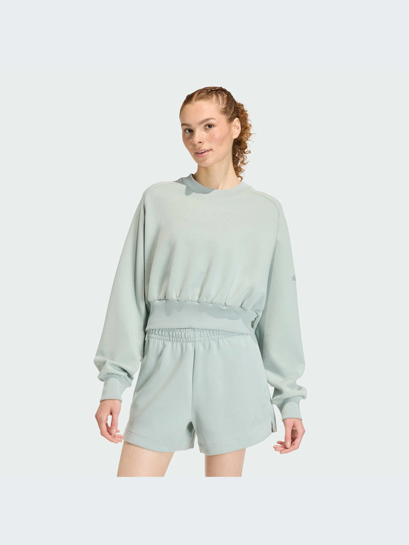 Худи и свитшоты Adidas модель KA7015-KZ Худи и свитшоты Adidas модель KA7015-KZ Фото