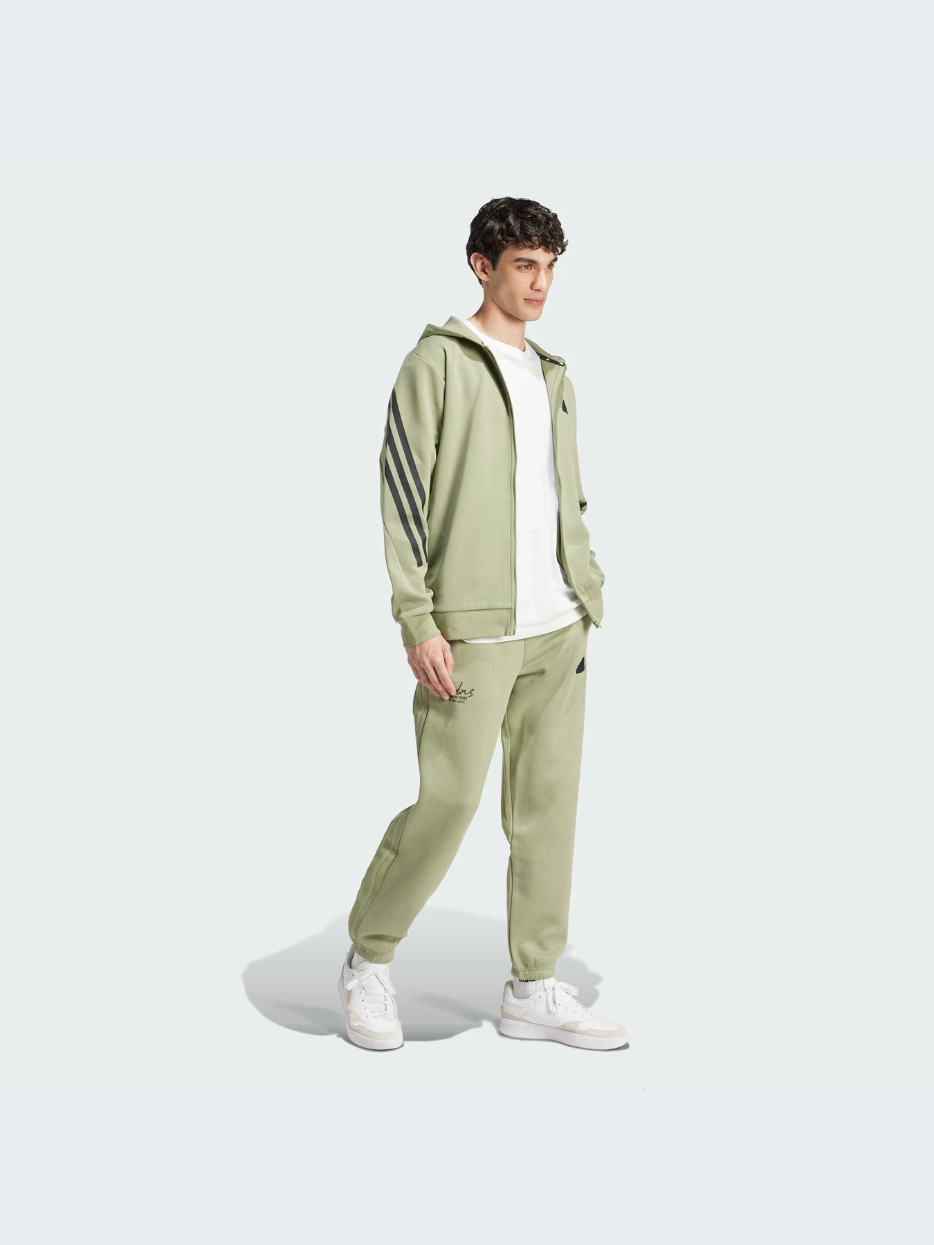Худи и свитшоты Adidas модель IY7688-KZ Худи и свитшоты Adidas модель IY7688-KZ Фото