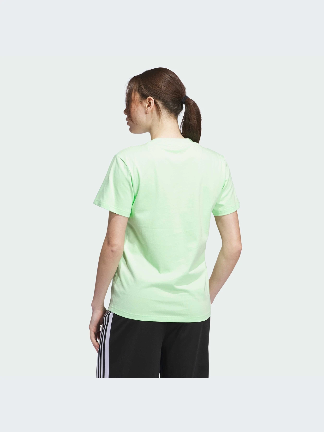 Футболки и поло Adidas модель IZ1980-KZ Футболки и поло Adidas модель IZ1980-KZ Фото