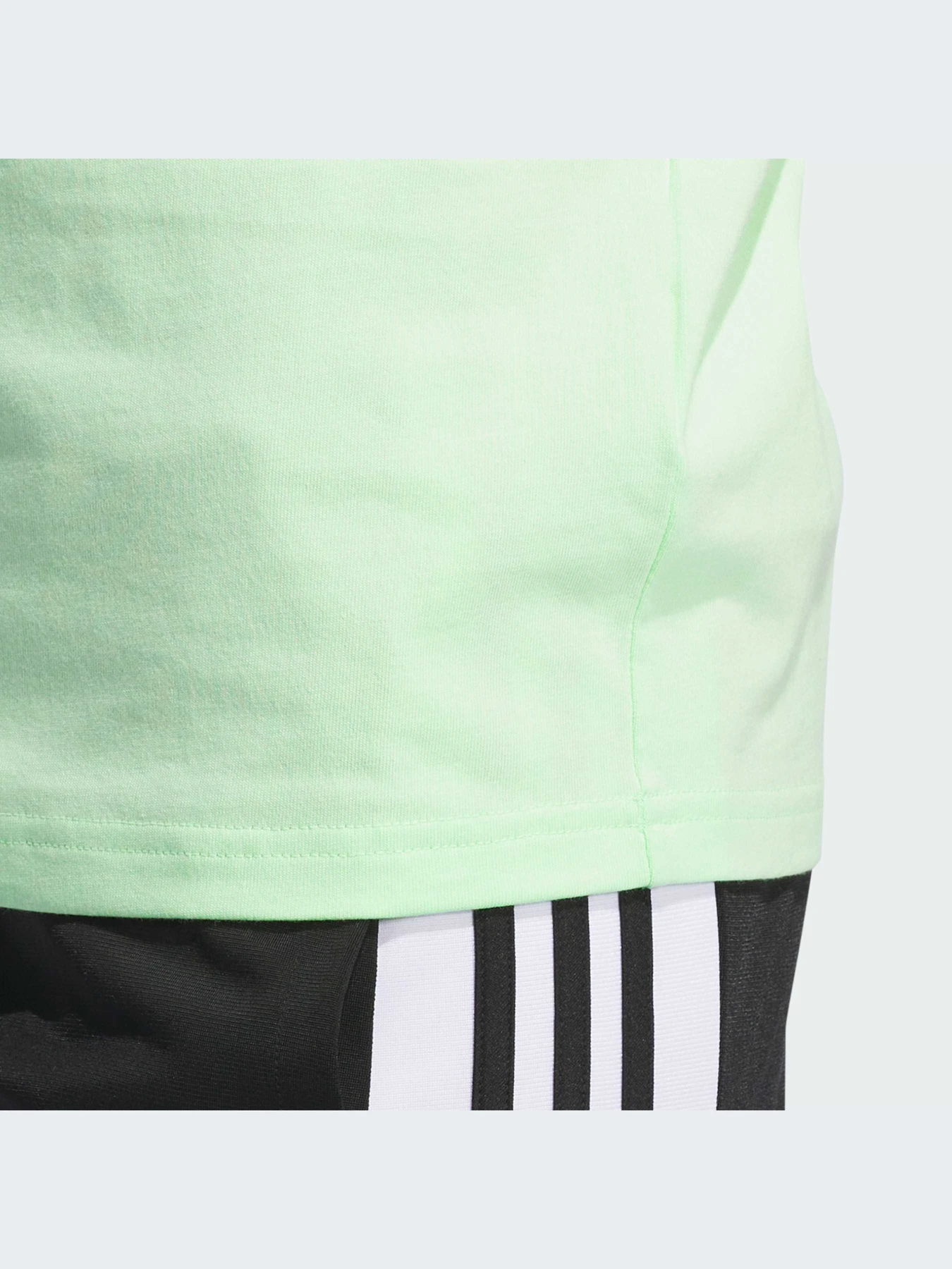 Футболки и поло Adidas модель IZ1980-KZ Футболки и поло Adidas модель IZ1980-KZ Фото