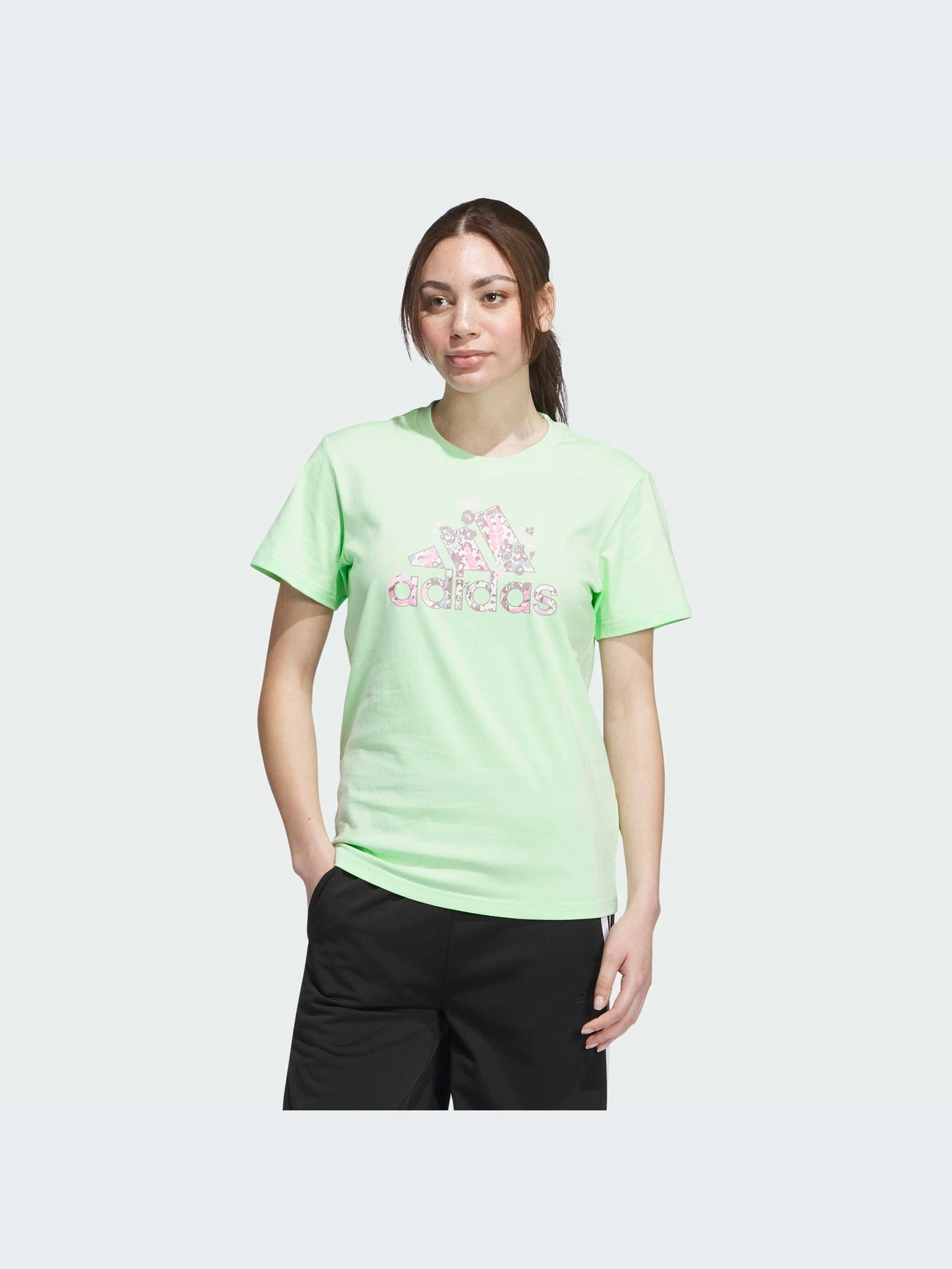 Футболки и поло Adidas модель IZ1980-KZ Футболки и поло Adidas модель IZ1980-KZ Фото