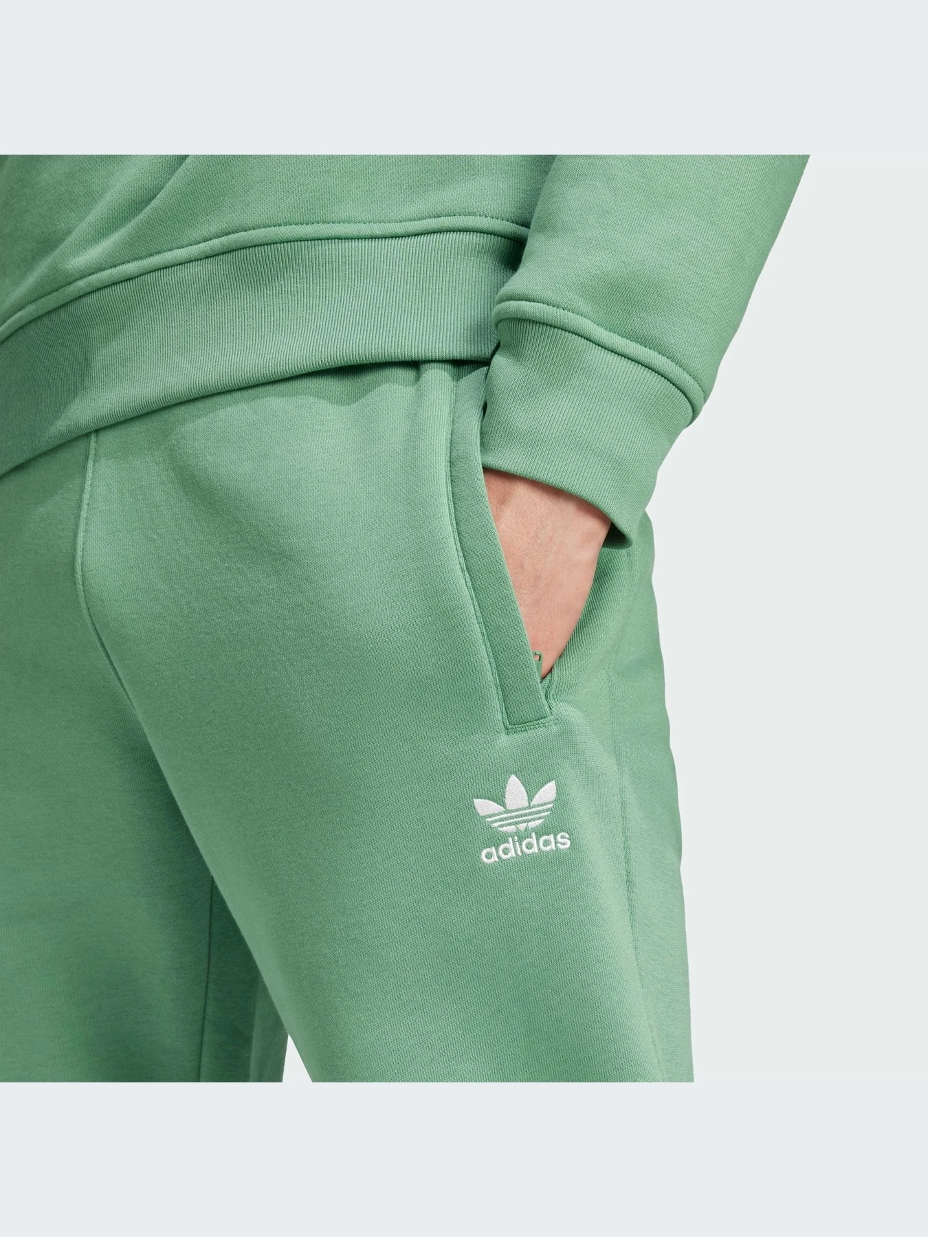 Брюки Adidas модель IY7370-KZ Брюки Adidas модель IY7370-KZ Фото