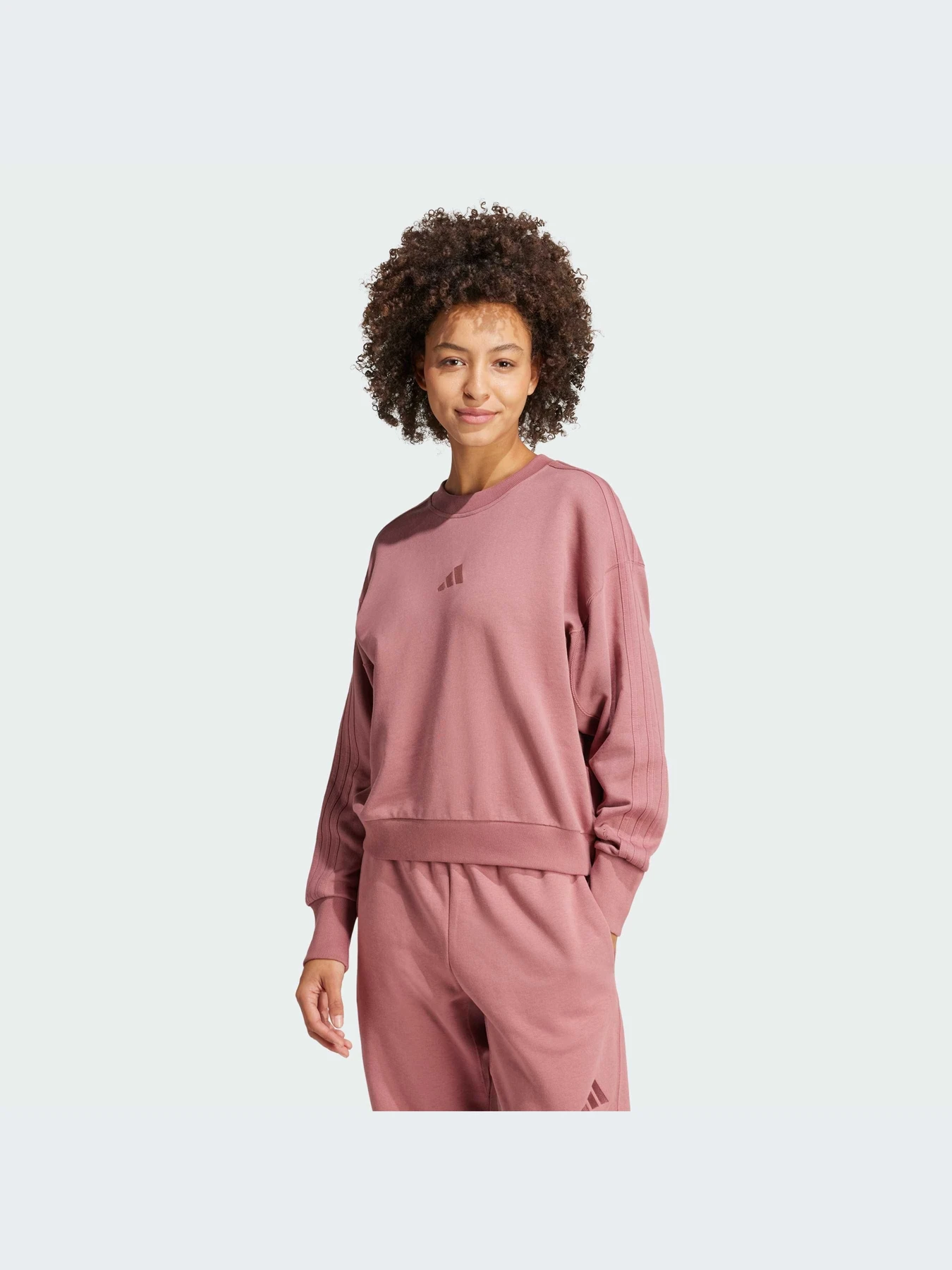 Худи и свитшоты Adidas модель IY6854-KZ Худи и свитшоты Adidas модель IY6854-KZ Фото