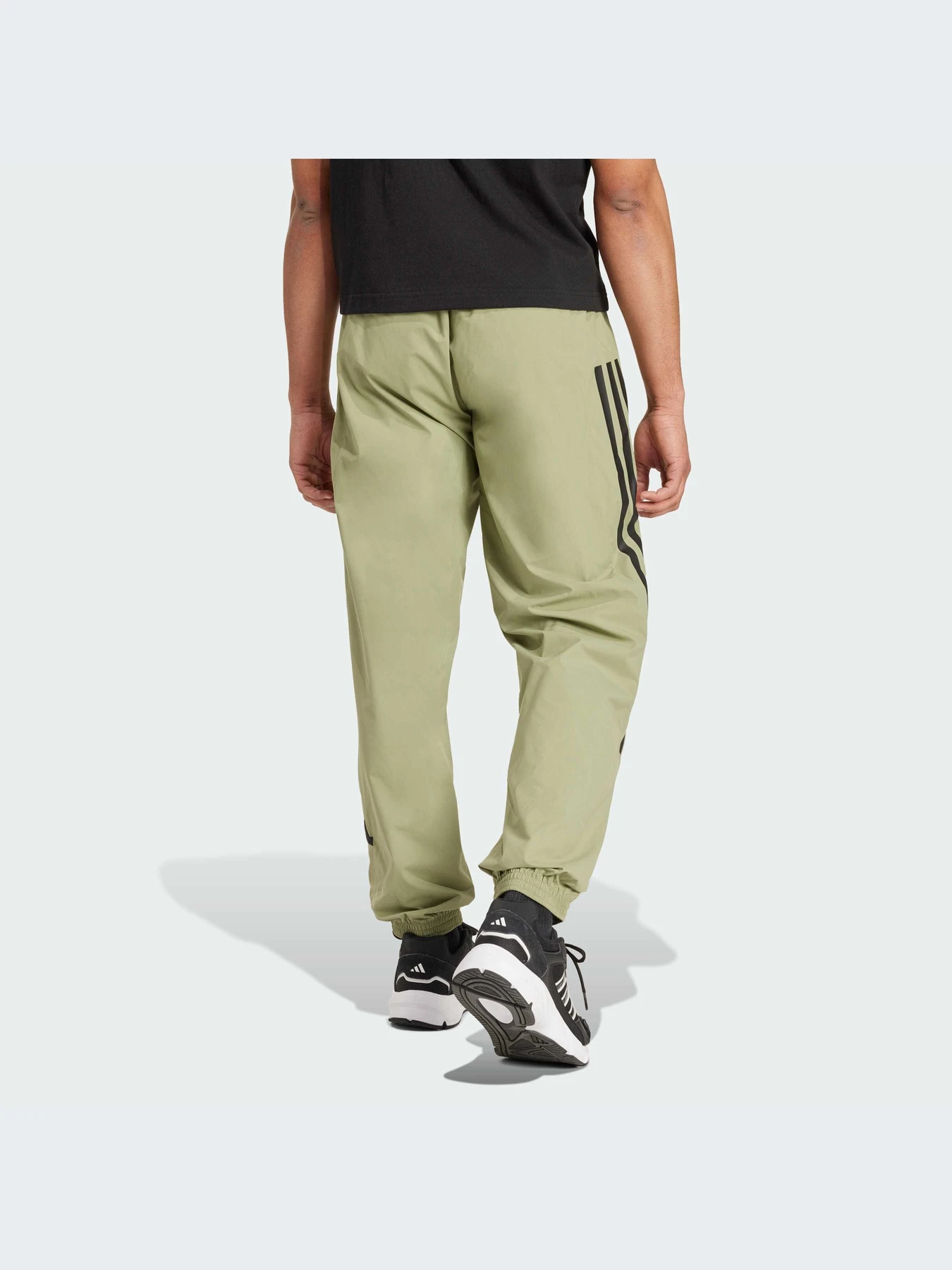 Брюки Adidas модель IW8549-KZ Брюки Adidas модель IW8549-KZ Фото