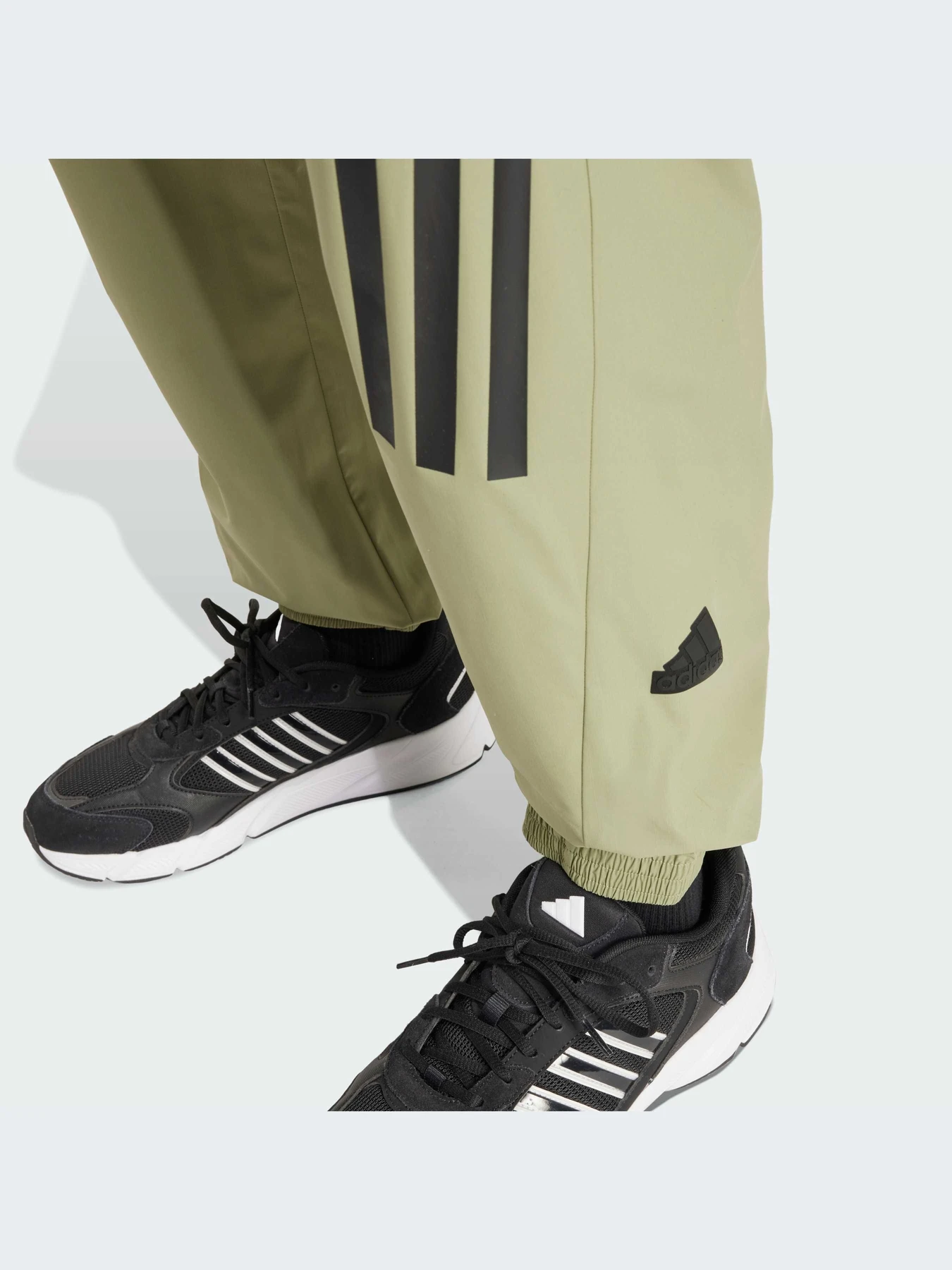Брюки Adidas модель IW8549-KZ Брюки Adidas модель IW8549-KZ Фото