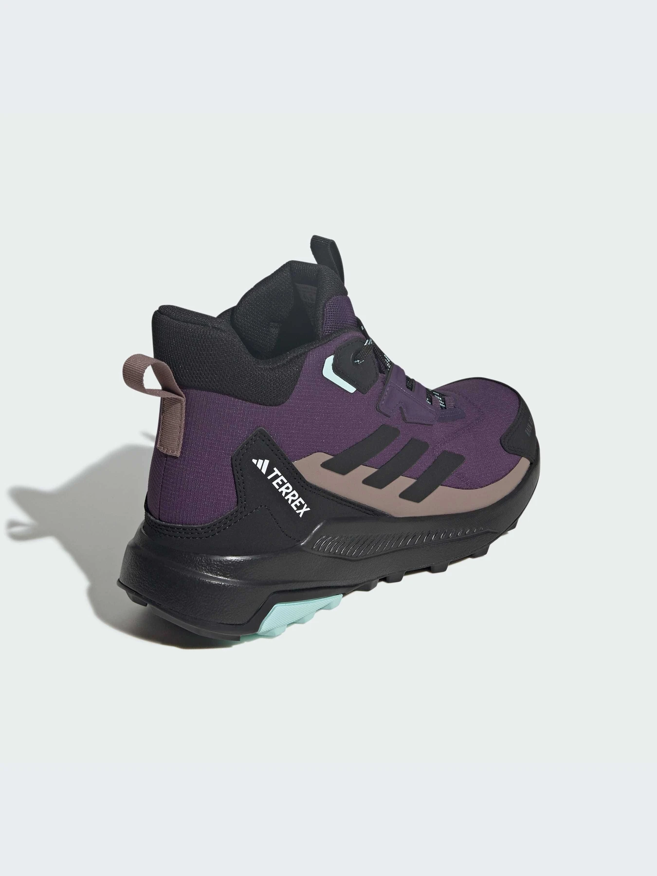 Ботинки и сапоги Adidas модель JQ9966-KZ Ботинки и сапоги Adidas модель JQ9966-KZ Фото