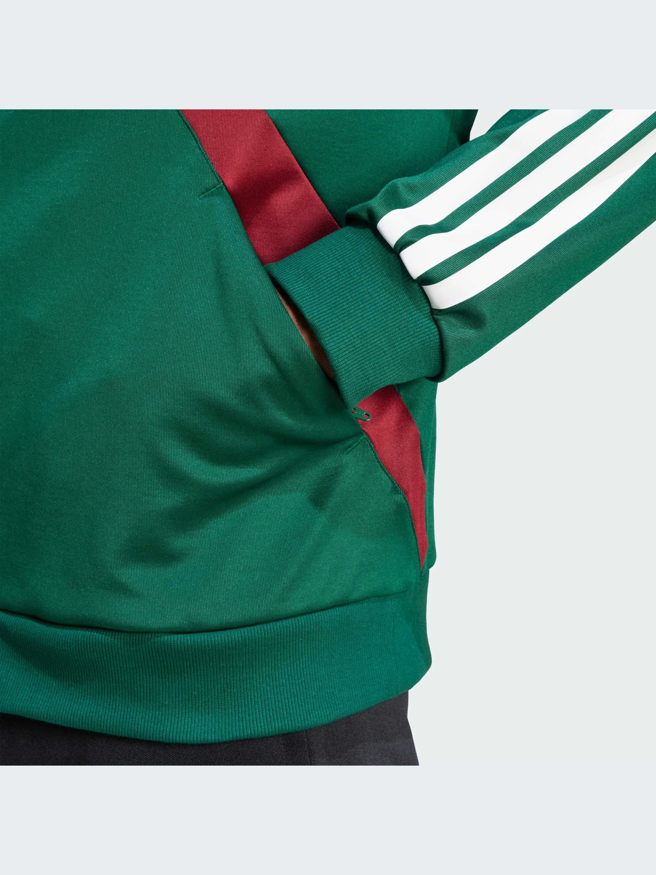 Худи и свитшоты Adidas Tiro модель JN2580-KZ Худи и свитшоты Adidas Tiro модель JN2580-KZ Фото