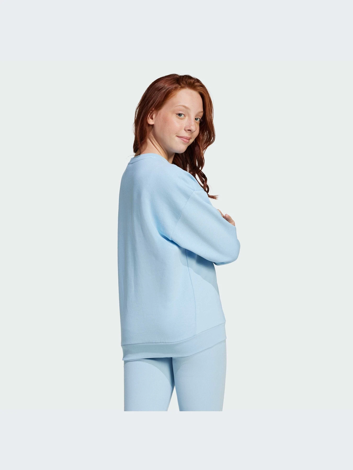 Худи и свитшоты Adidas модель JI5818-KZ Худи и свитшоты Adidas модель JI5818-KZ Фото