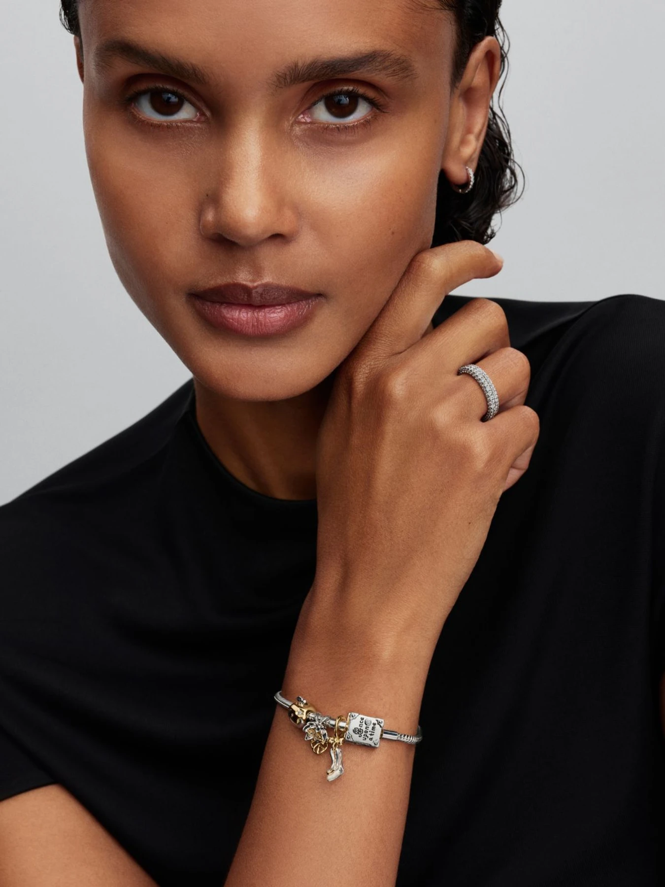 Классические PANDORA модель 764384C01 Классические PANDORA модель 764384C01 Фото