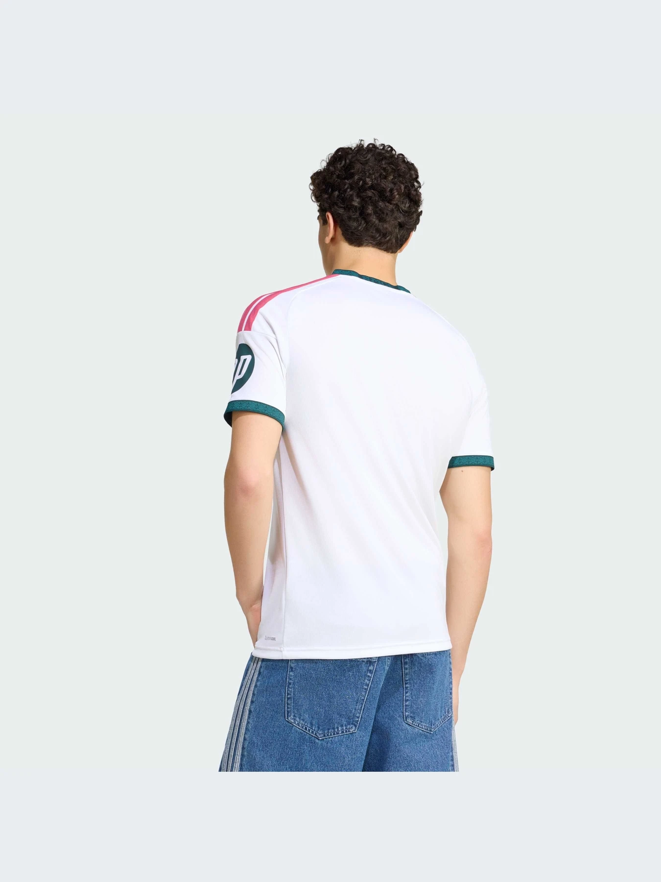 Футболки и поло Adidas модель JZ7206-KZ Футболки и поло Adidas модель JZ7206-KZ Фото