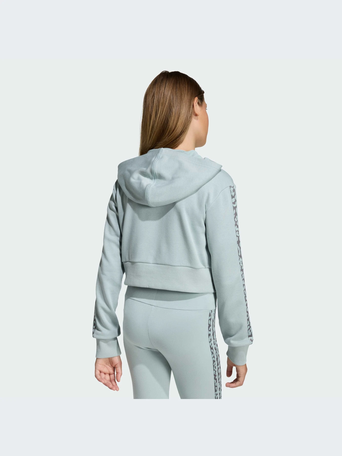 Худи и свитшоты Adidas модель KB6986-KZ Худи и свитшоты Adidas модель KB6986-KZ Фото
