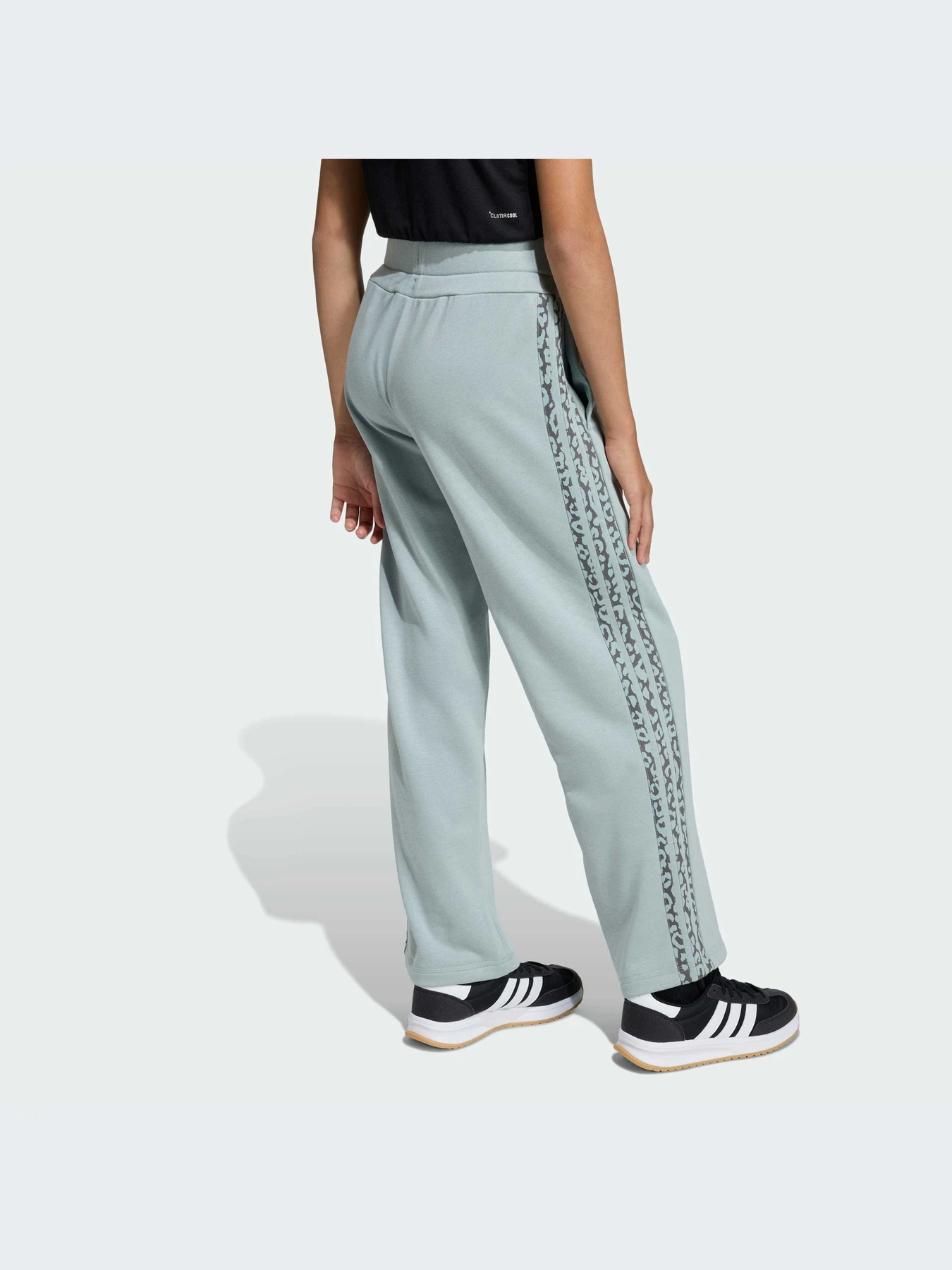 Брюки Adidas модель KB6975-KZ Брюки Adidas модель KB6975-KZ Фото