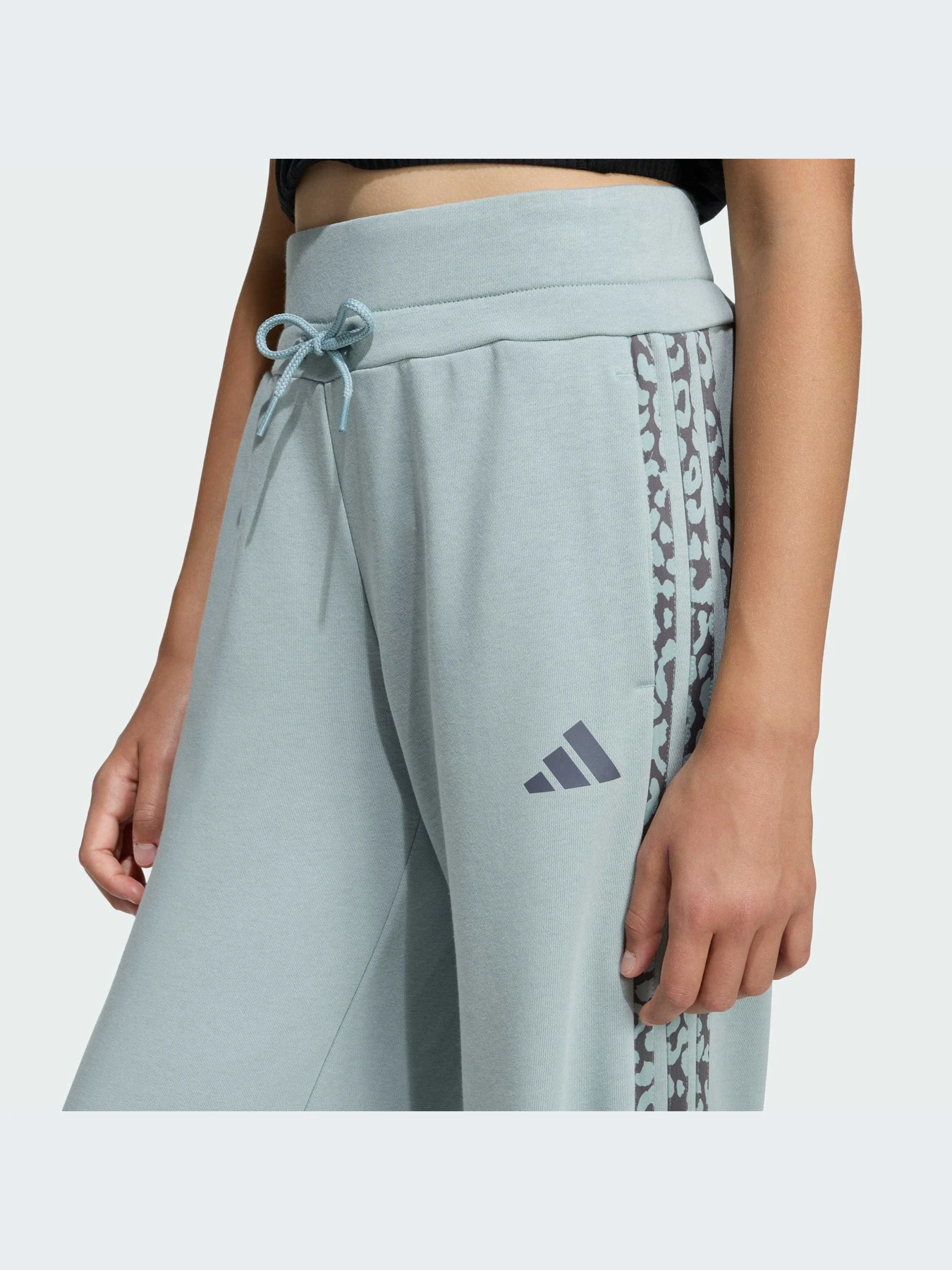 Брюки Adidas модель KB6975-KZ Брюки Adidas модель KB6975-KZ Фото