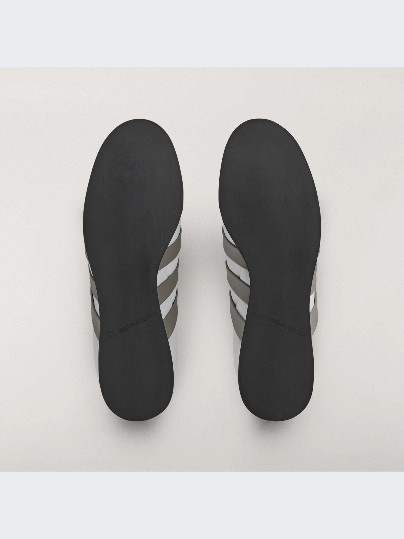 Кроссовки Adidas модель KJ8906-KZ Кроссовки Adidas модель KJ8906-KZ Фото