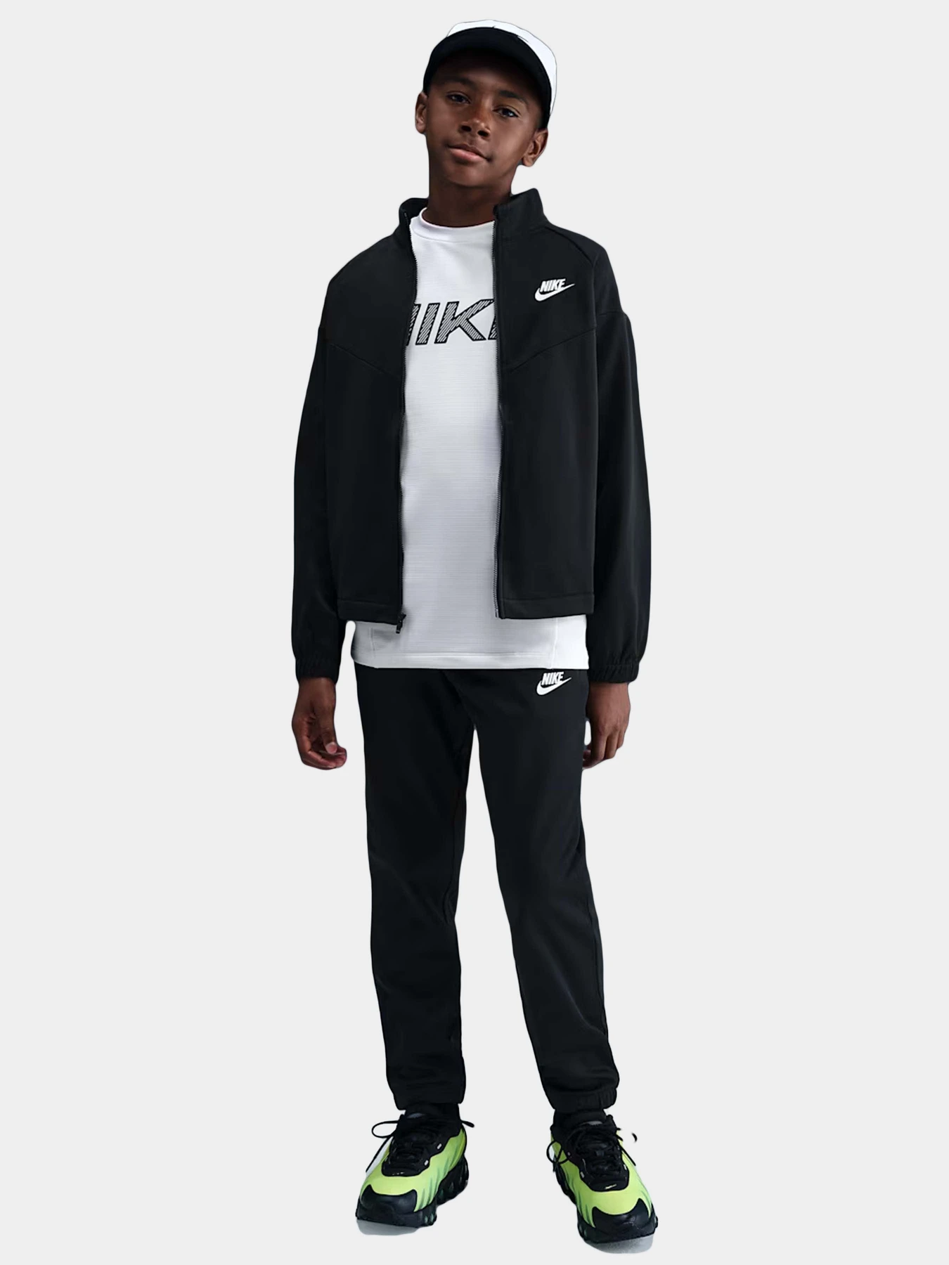 Костюмы NIKE модель HQ9315-010 Фото