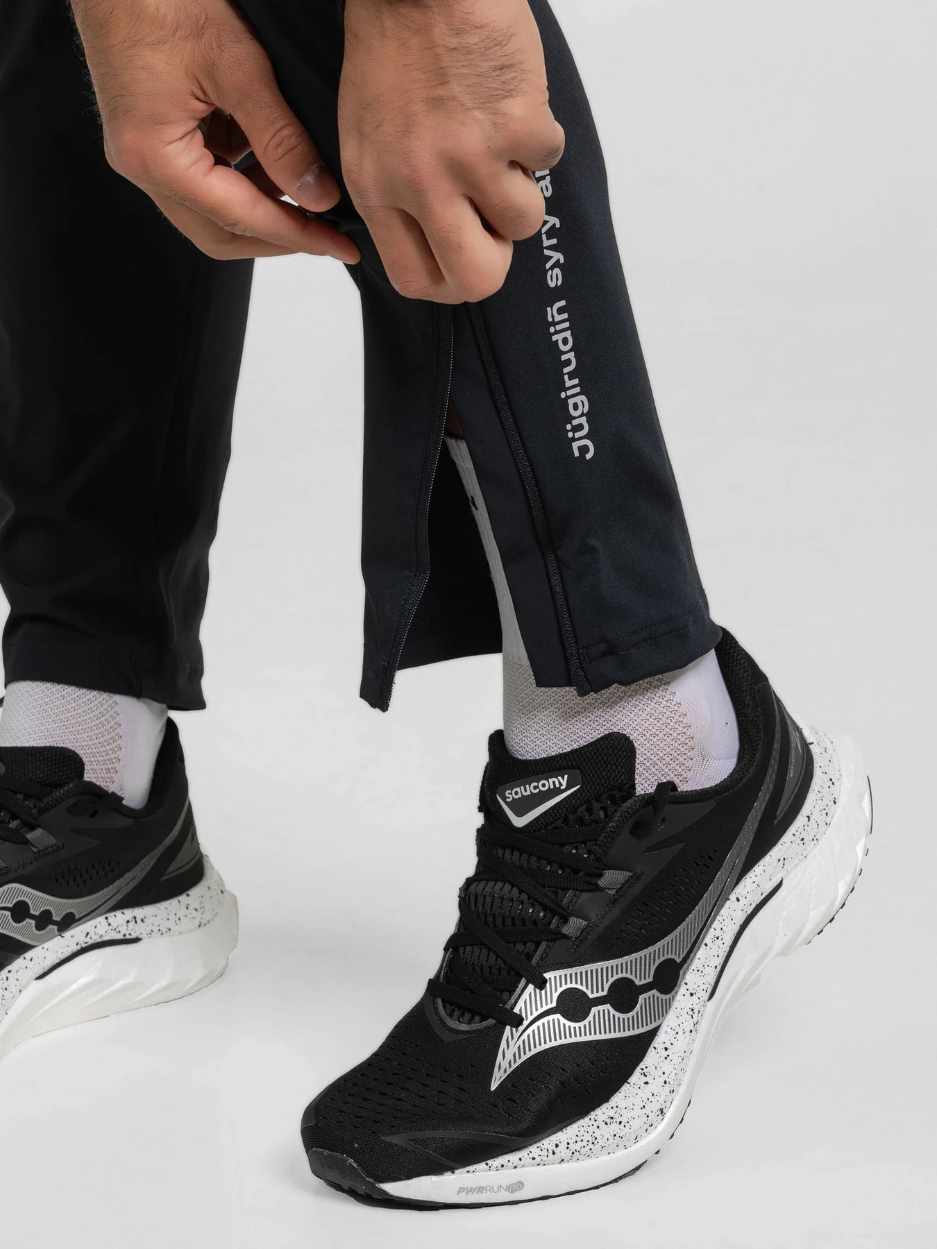 Брюки AYMN модель AM-FW25-trousers_sport Фото