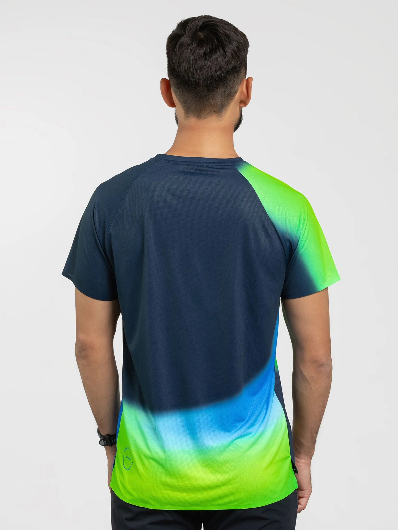 Футболки и поло AYMN модель AM-SS26-tshirtdarkblue-pr Фото