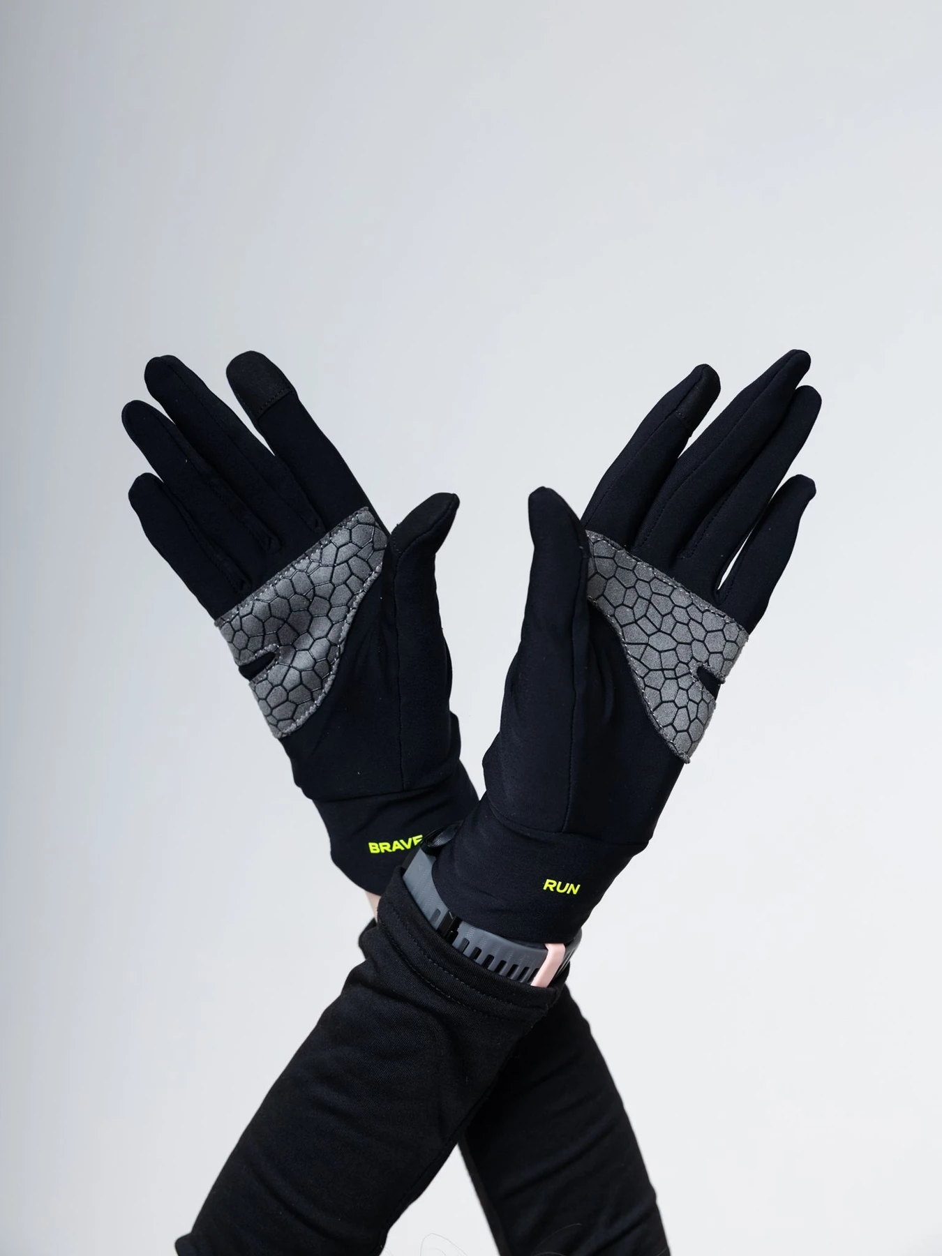 Перчатки и варежки AYMN модель AM-FW25-gloves_black Фото