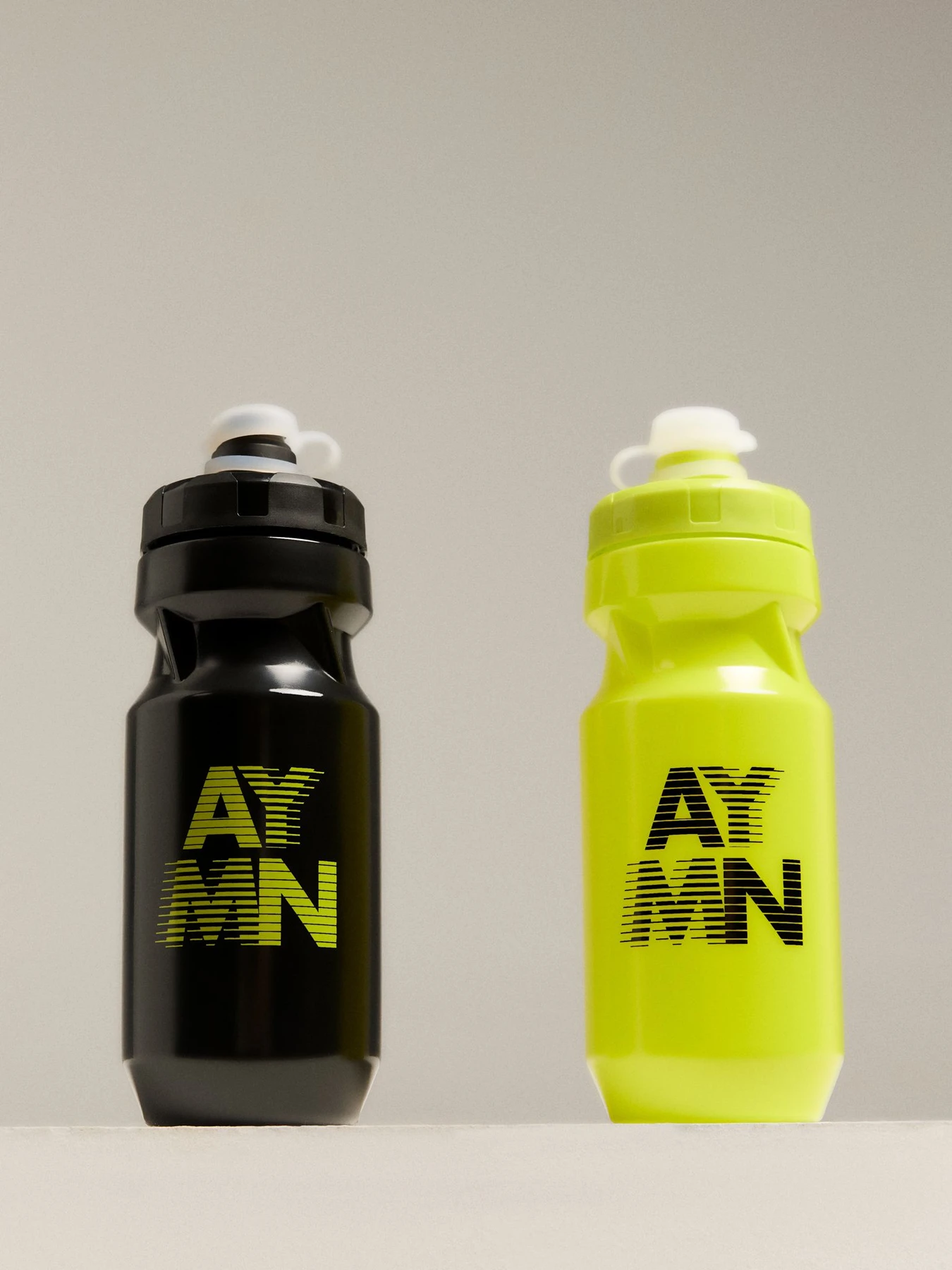 Бутылки AYMN модель AM24-BOTTLE-AYMN.BLACK Фото