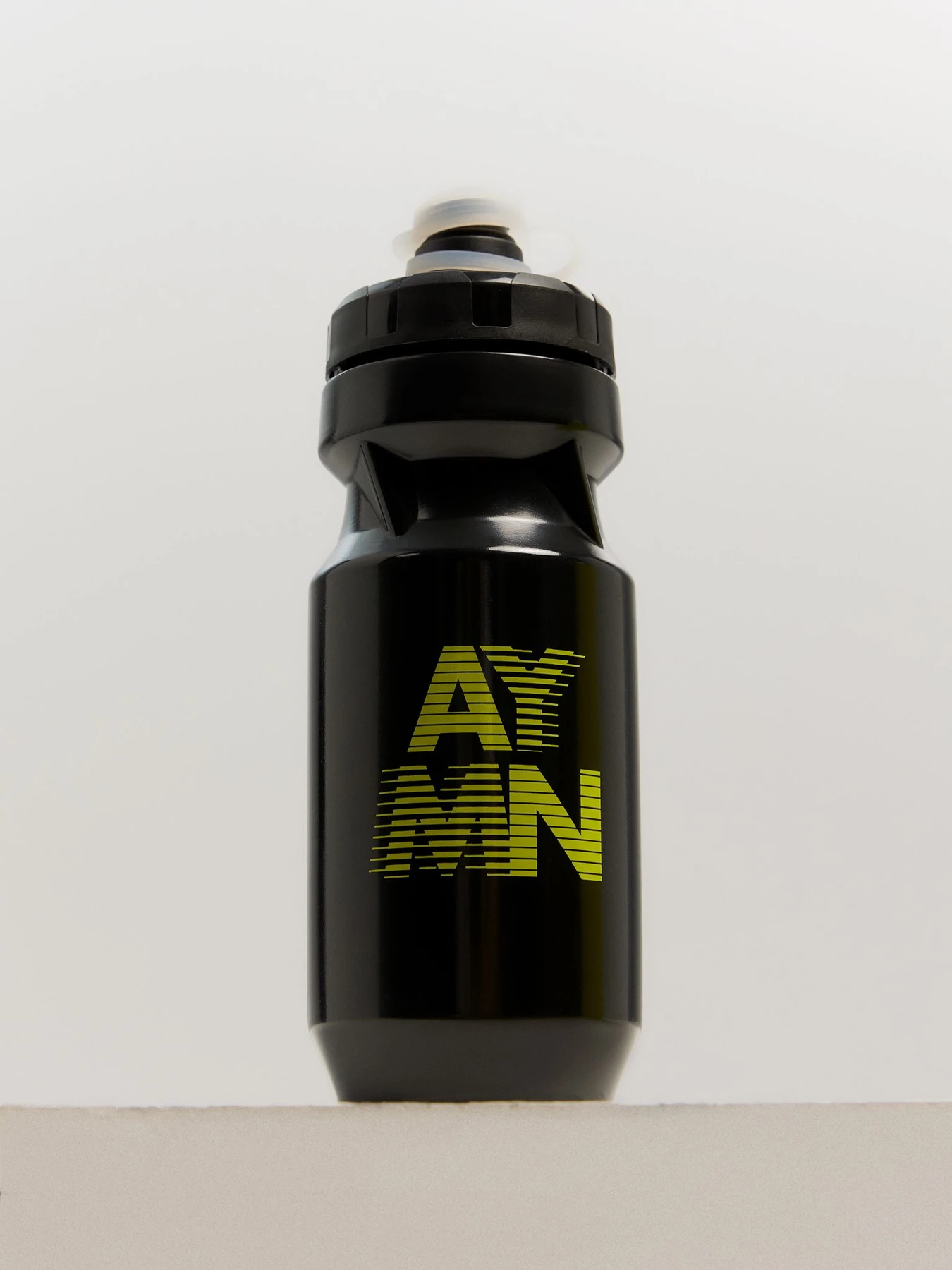 Бутылки AYMN модель AM24-BOTTLE-AYMN.BLACK Фото