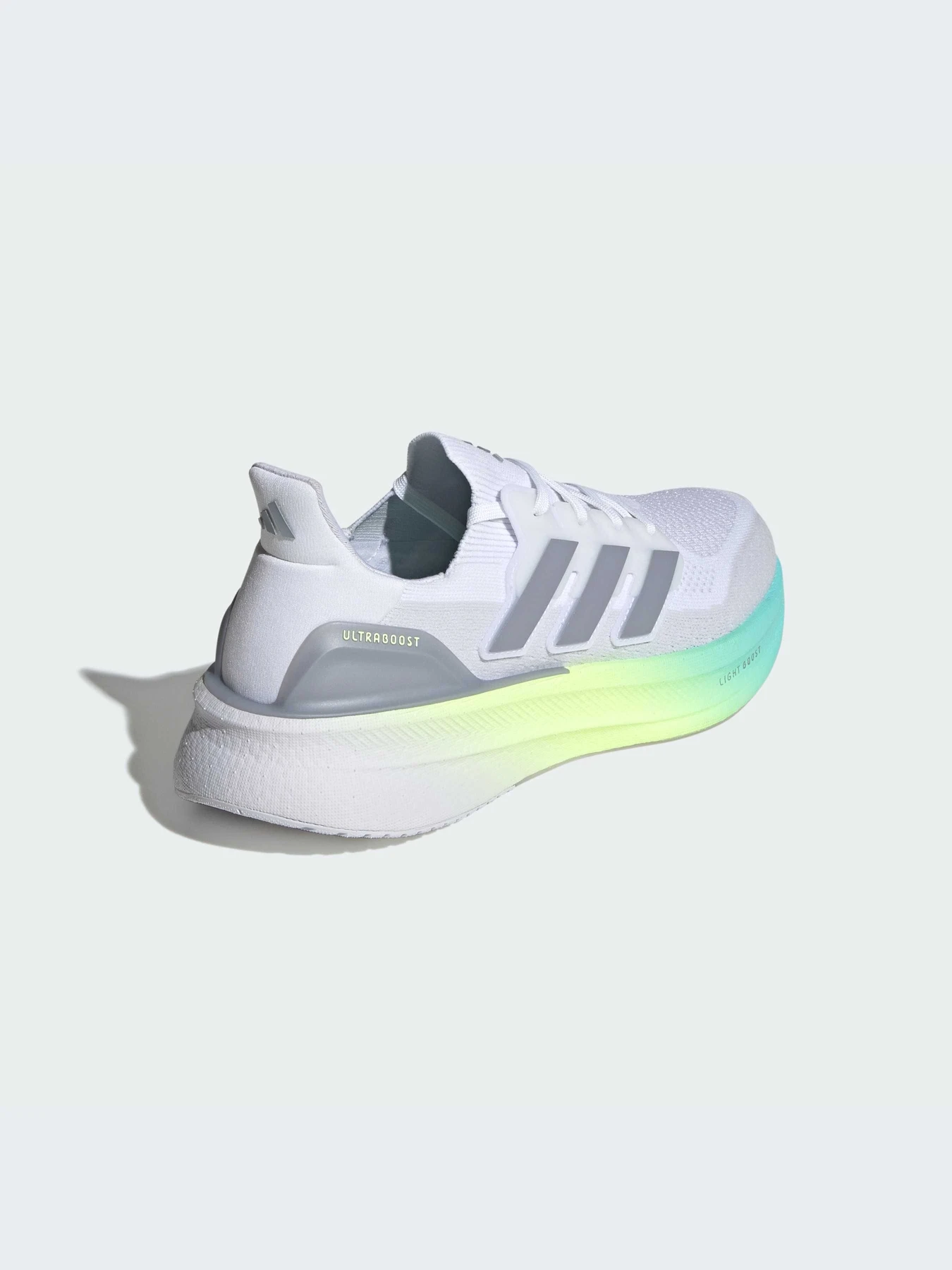 Кроссовки Adidas Ultraboost модель KJ3584-KZ Кроссовки Adidas Ultraboost модель KJ3584-KZ Фото