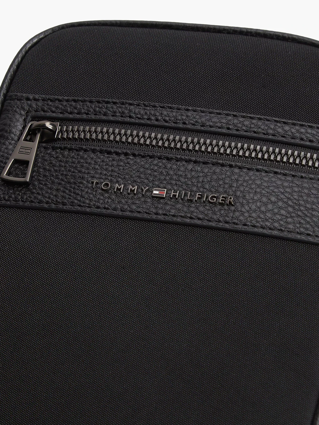 Сумки Tommy Hilfiger модель AM0AM14448-BDS Фото