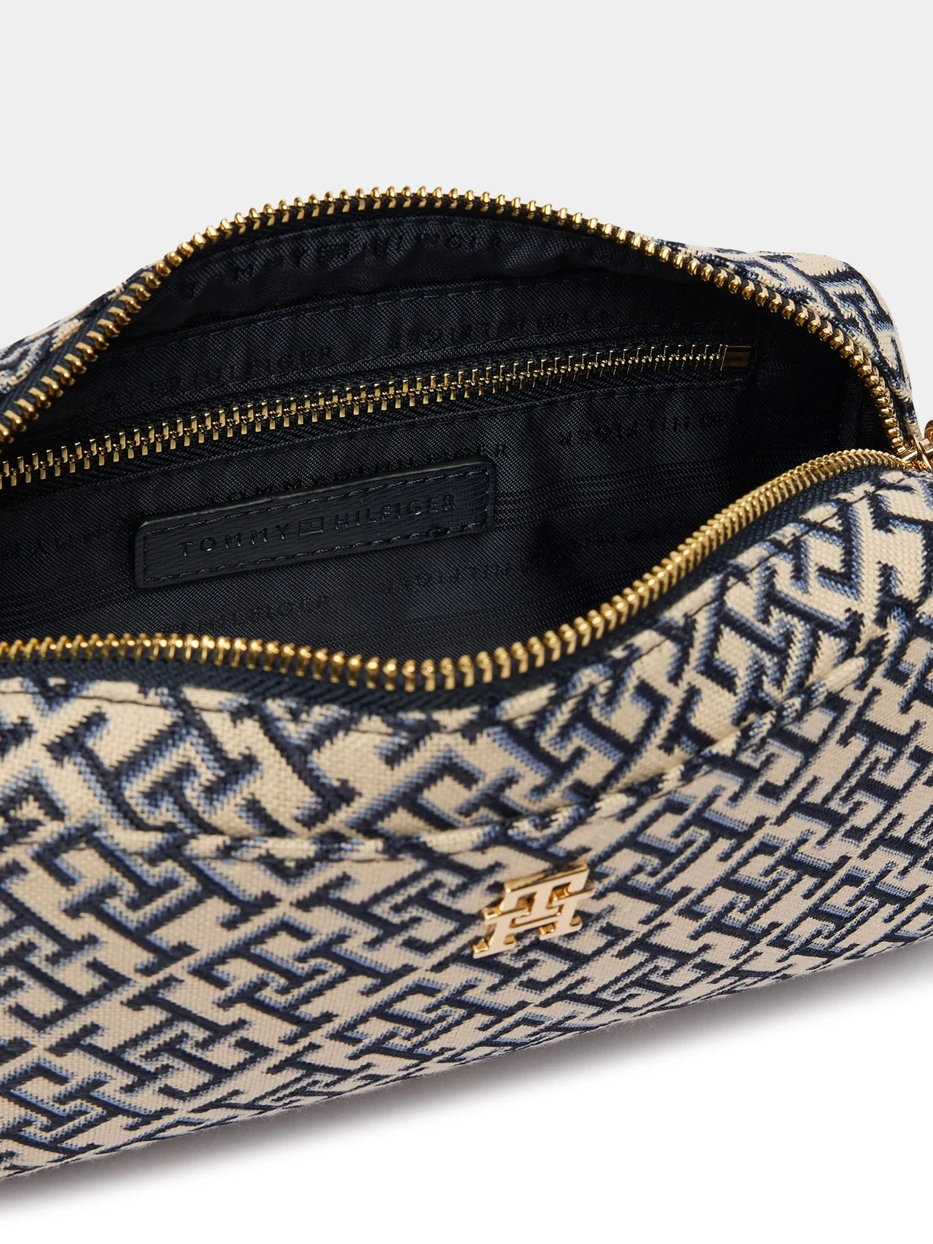 Сумки Tommy Hilfiger модель AW0AW18864-0GY Фото