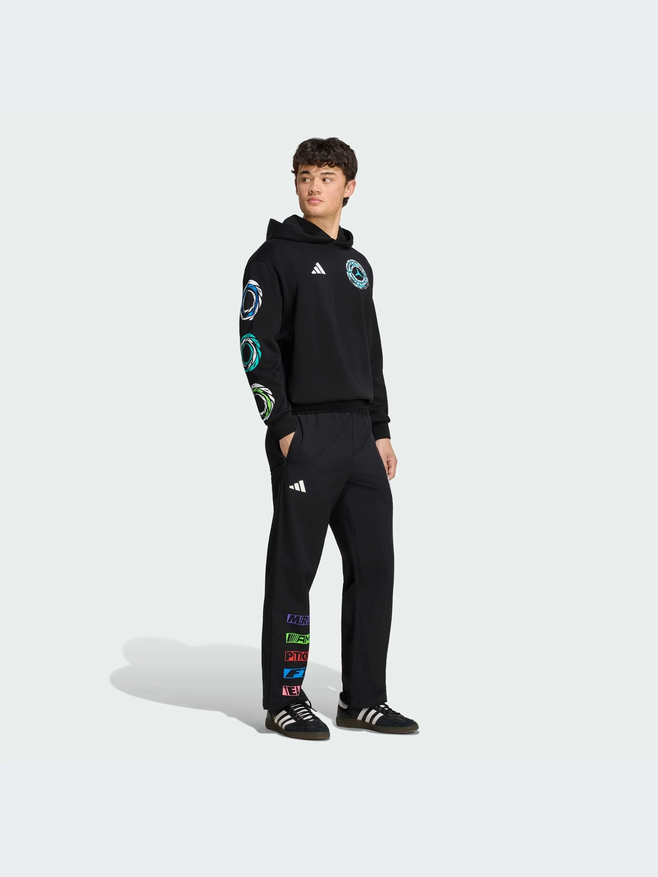 Худи и свитшоты Adidas модель KR9701-KZ Худи и свитшоты Adidas модель KR9701-KZ Фото