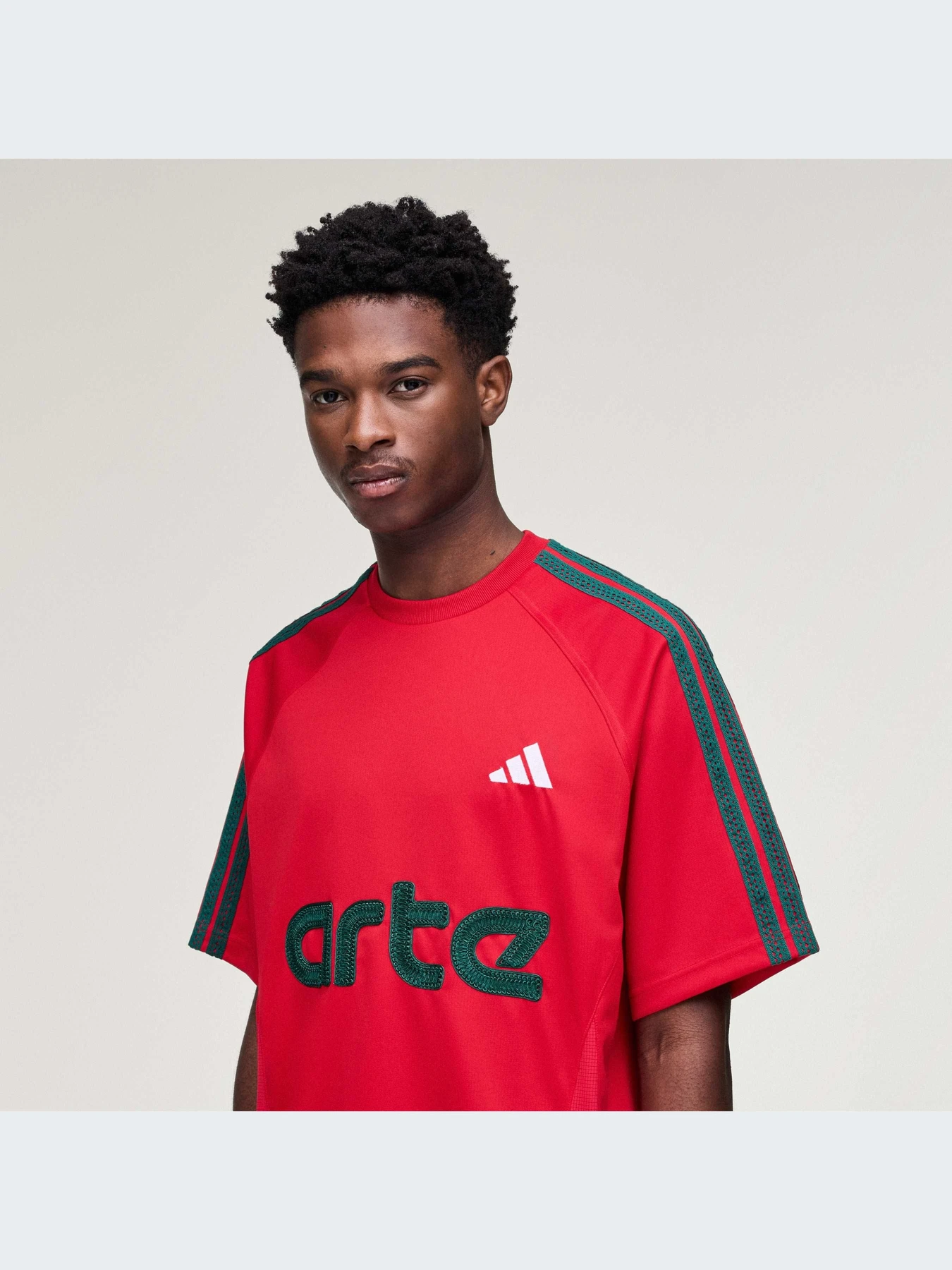 Футболки и поло Adidas модель KC9603-KZ Футболки и поло Adidas модель KC9603-KZ Фото
