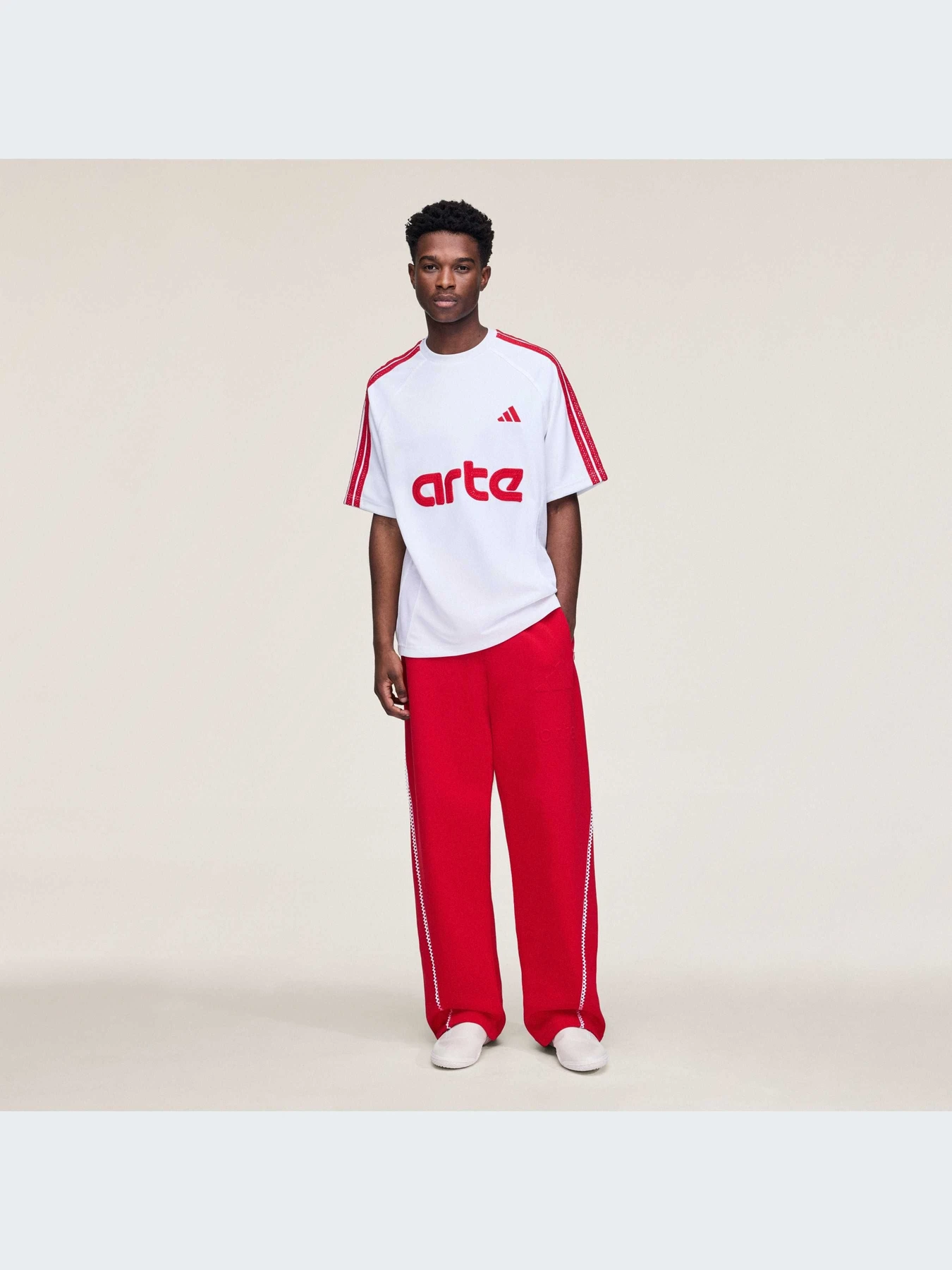 Футболки и поло Adidas модель KD9315-KZ Футболки и поло Adidas модель KD9315-KZ Фото