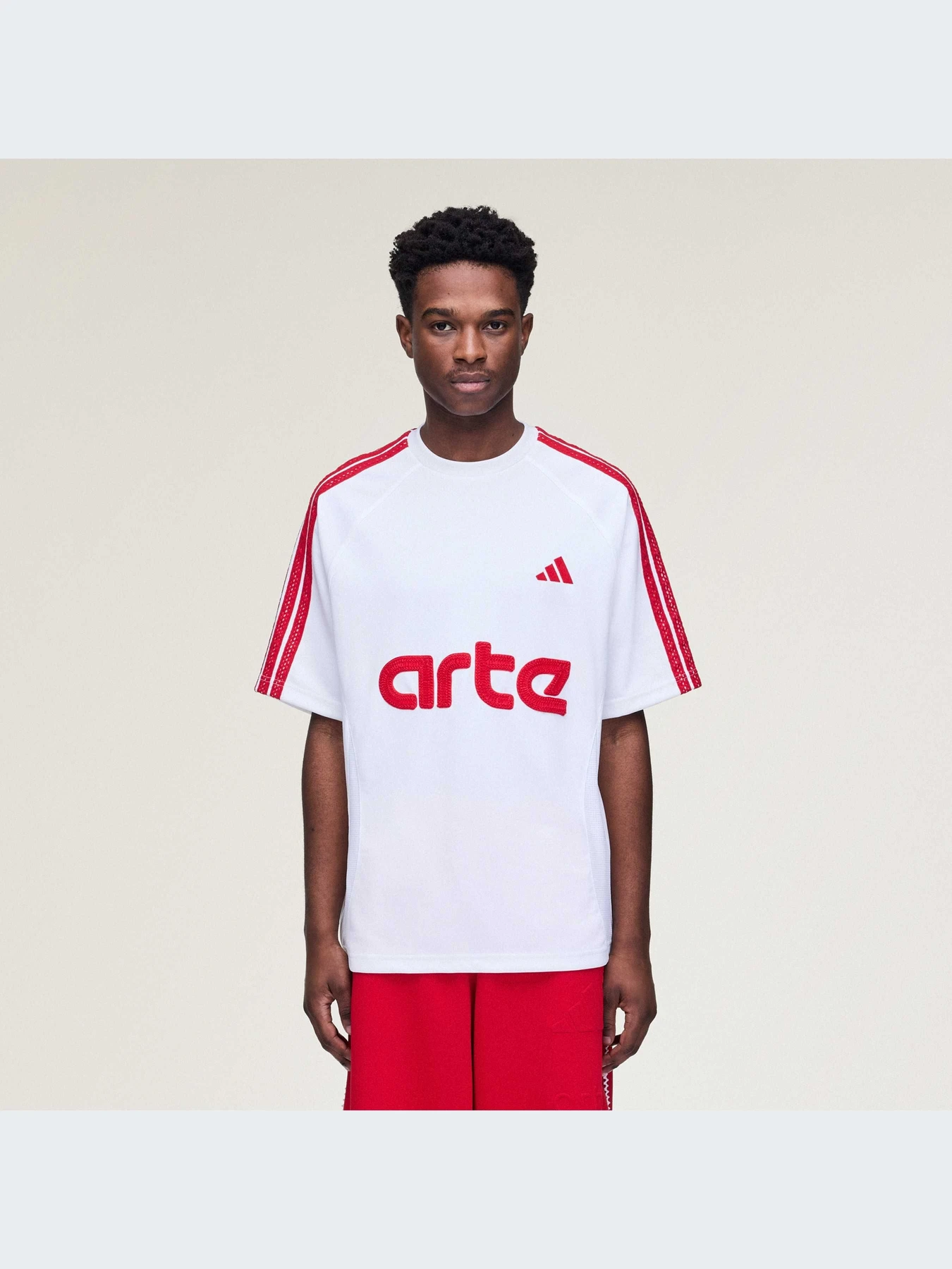 Футболки и поло Adidas модель KD9315-KZ Футболки и поло Adidas модель KD9315-KZ Фото