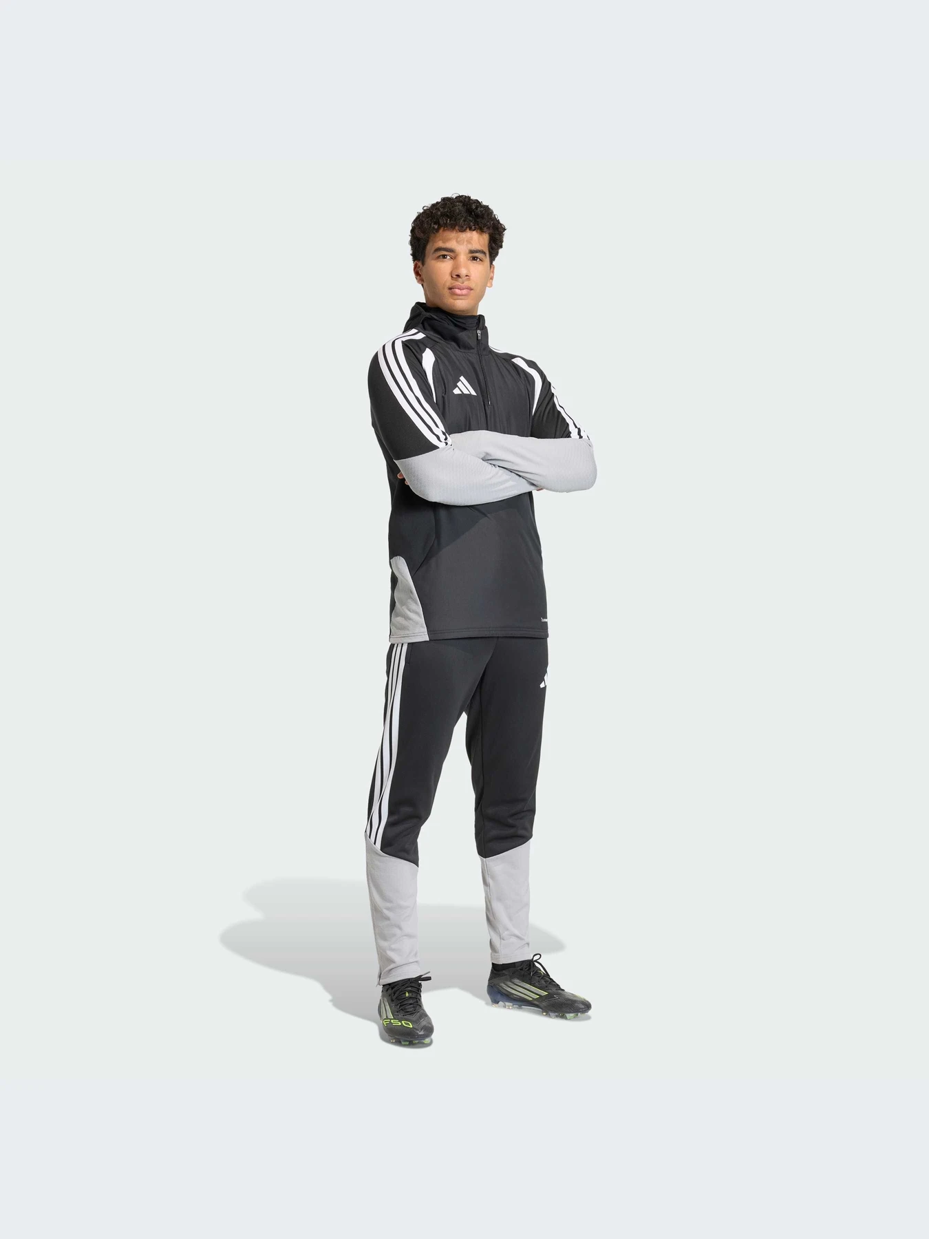 Худи и свитшоты Adidas Tiro модель KA0605-KZ Фото