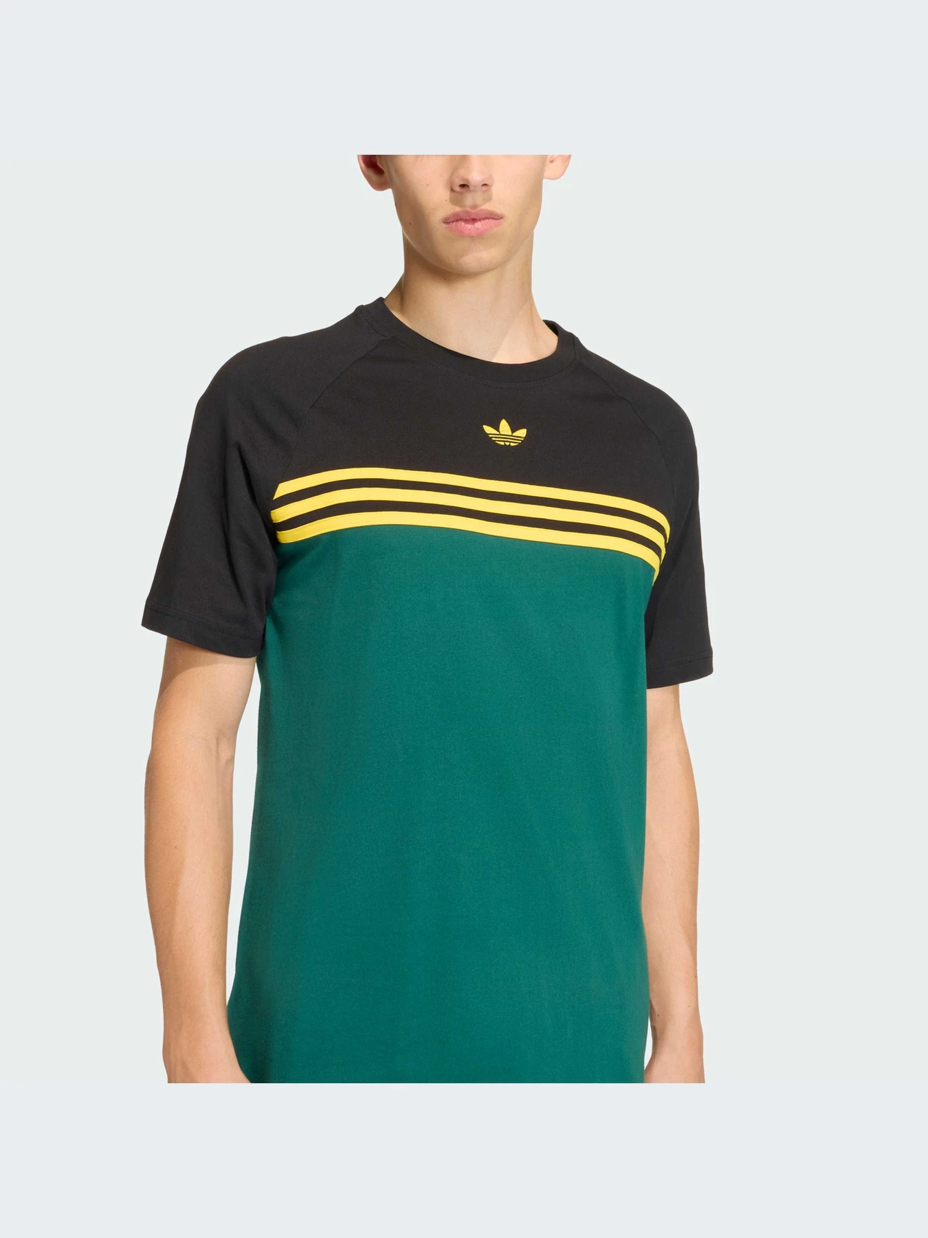 Футболки и поло Adidas модель KE3307-KZ Футболки и поло Adidas модель KE3307-KZ Фото