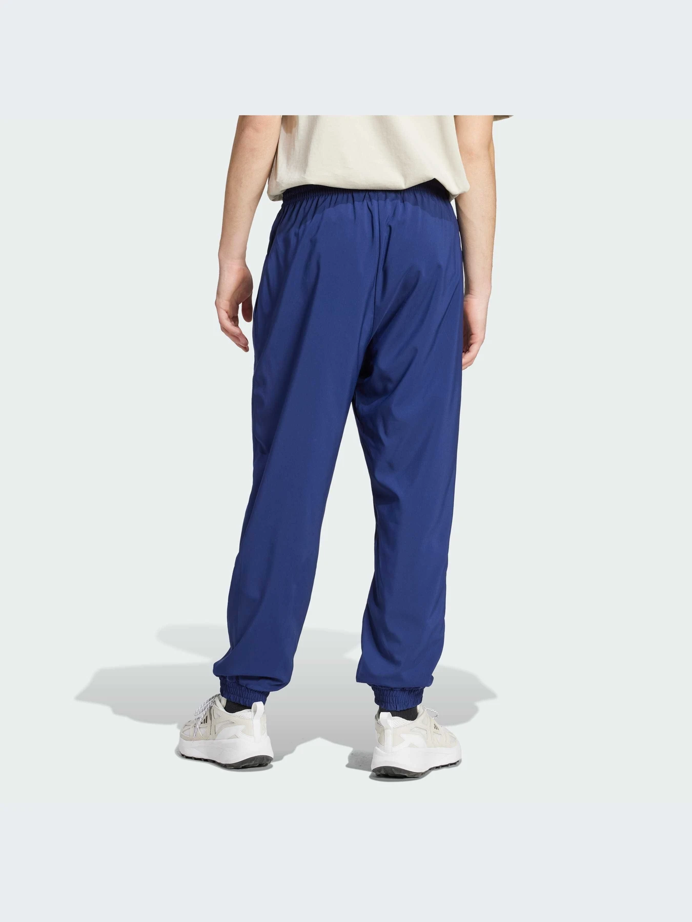 Брюки Adidas Adidas Essentials модель JW4630-KZ Брюки Adidas Adidas Essentials модель JW4630-KZ Фото