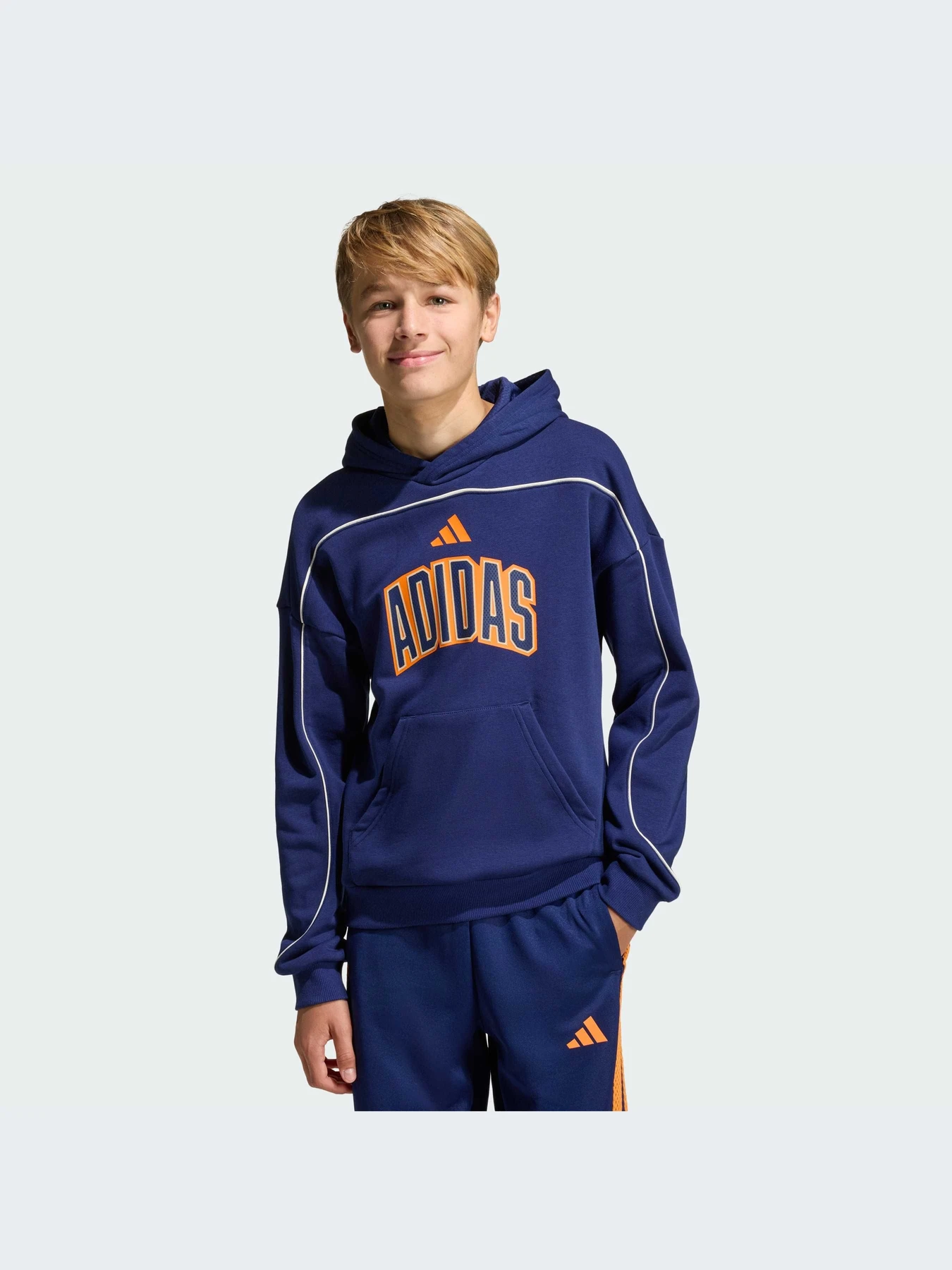 Худи и свитшоты Adidas модель KD3438-KZ Худи и свитшоты Adidas модель KD3438-KZ Фото
