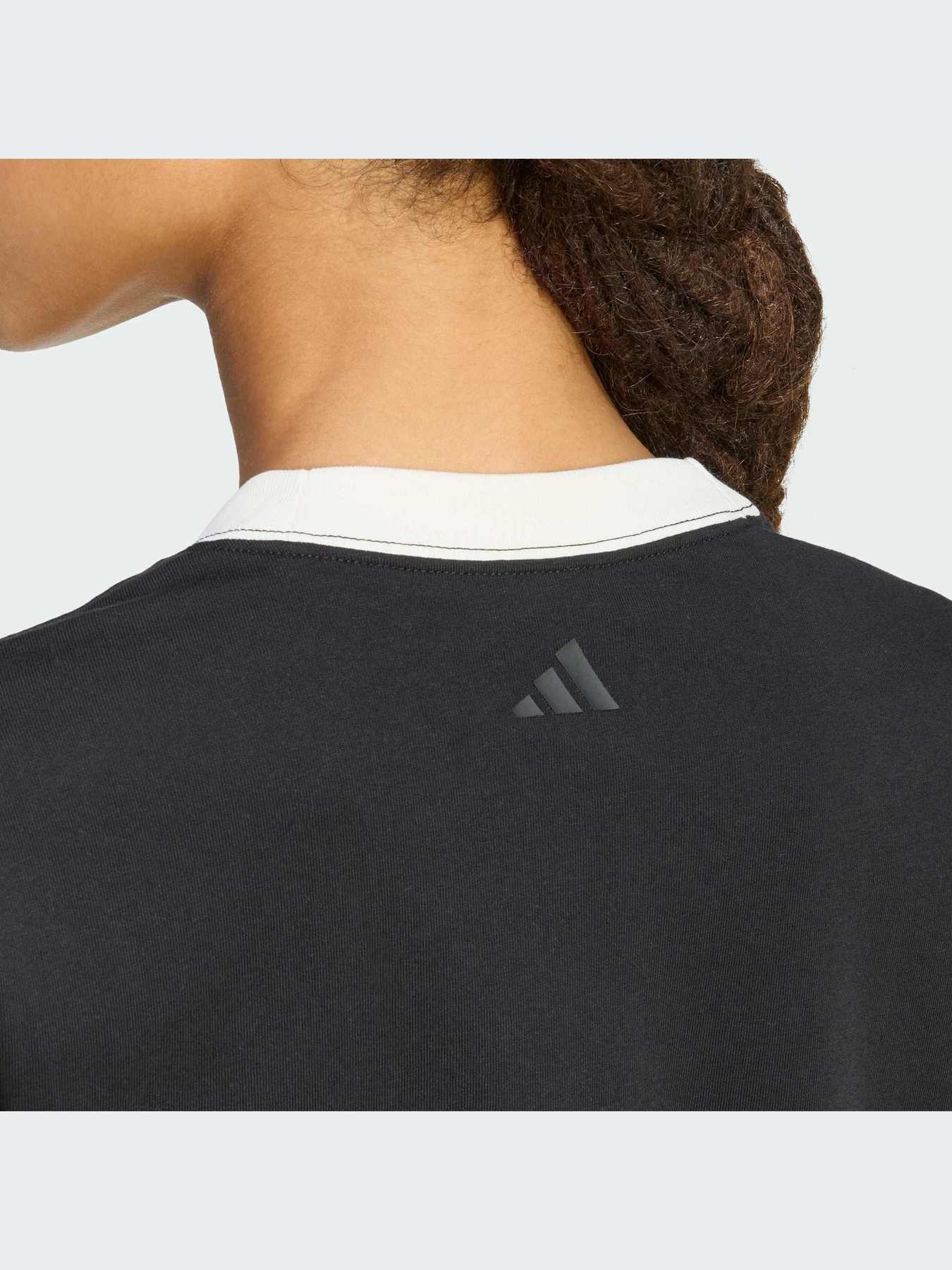 Футболки и поло Adidas Adidas Essentials модель KB8194-KZ Футболки и поло Adidas Adidas Essentials модель KB8194-KZ Фото