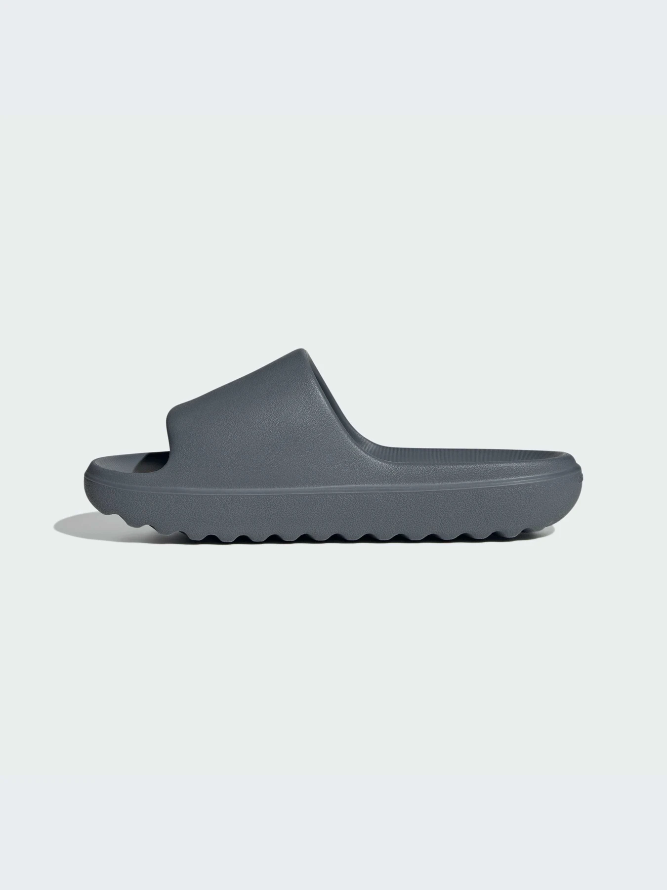 Шлёпанцы Adidas Adilette модель JQ0791-KZ Шлёпанцы Adidas Adilette модель JQ0791-KZ Фото