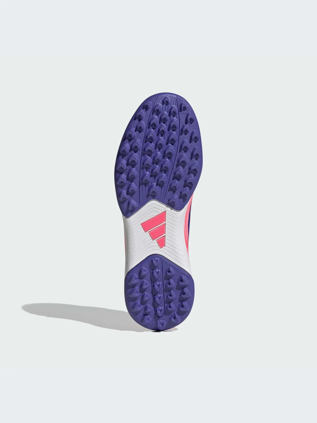 Кроссовки Adidas модель KK1368-KZ Кроссовки Adidas модель KK1368-KZ Фото