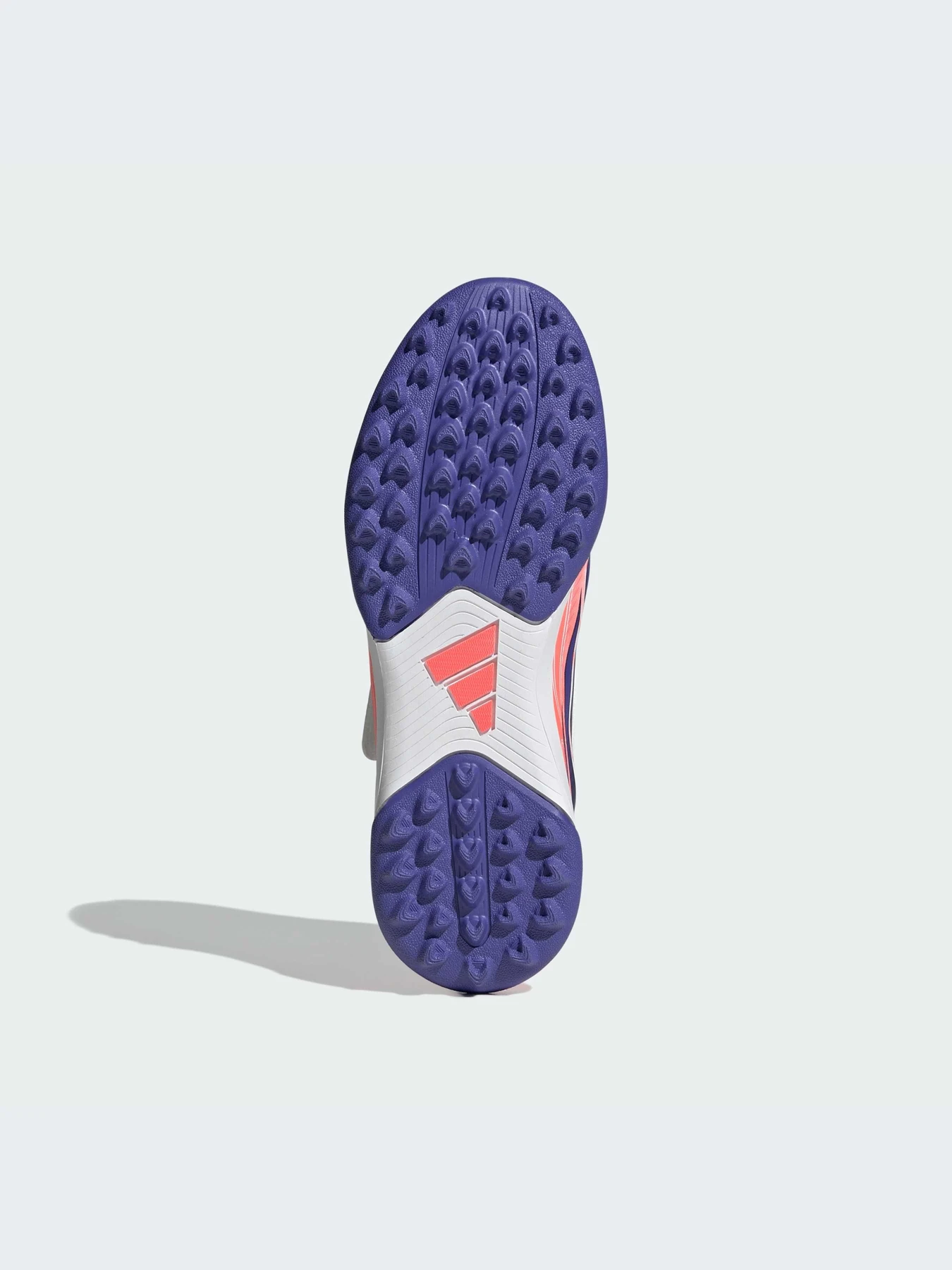 Кроссовки Adidas модель KK1335-KZ Кроссовки Adidas модель KK1335-KZ Фото