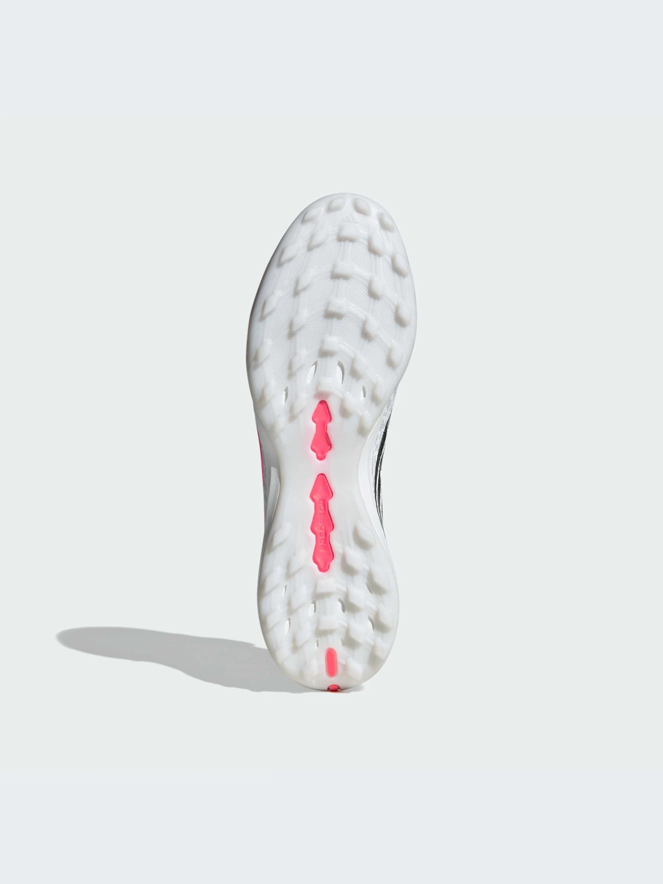 Кроссовки Adidas Predator модель IH7218-KZ Кроссовки Adidas Predator модель IH7218-KZ Фото