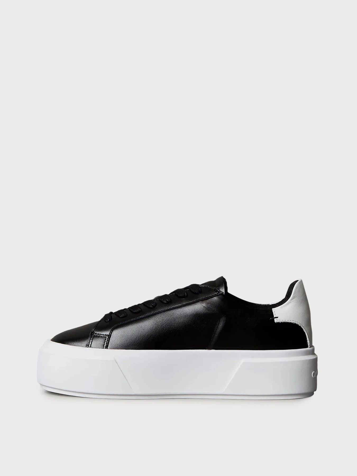 Кеды Calvin Klein модель YW0YW01928-0H1 Фото