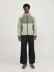 Куртки и дубленки JACK & JONES модель 12251514_DesertSage Фото