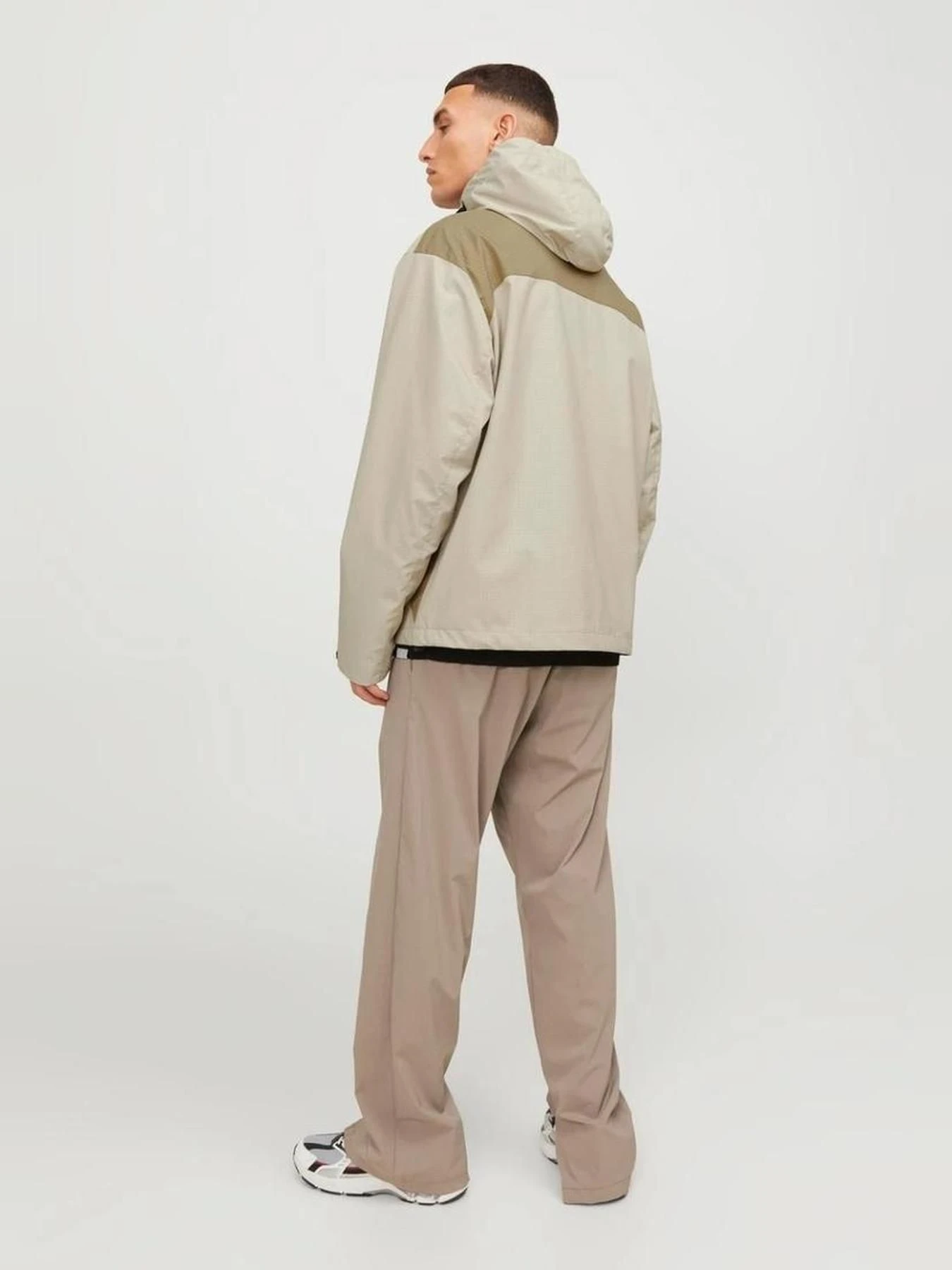 Куртки и дубленки JACK & JONES модель 12251514_Moonbeam Фото