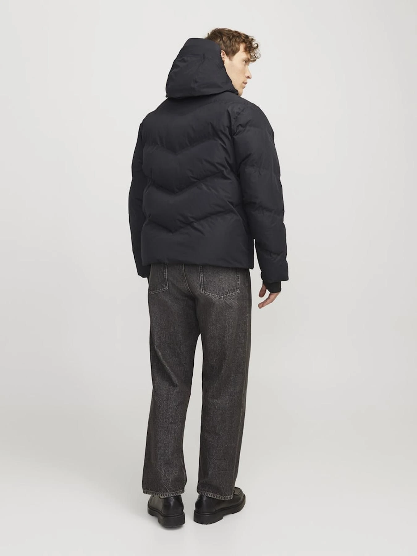 Куртки и дубленки JACK & JONES модель 12260482_Black Фото