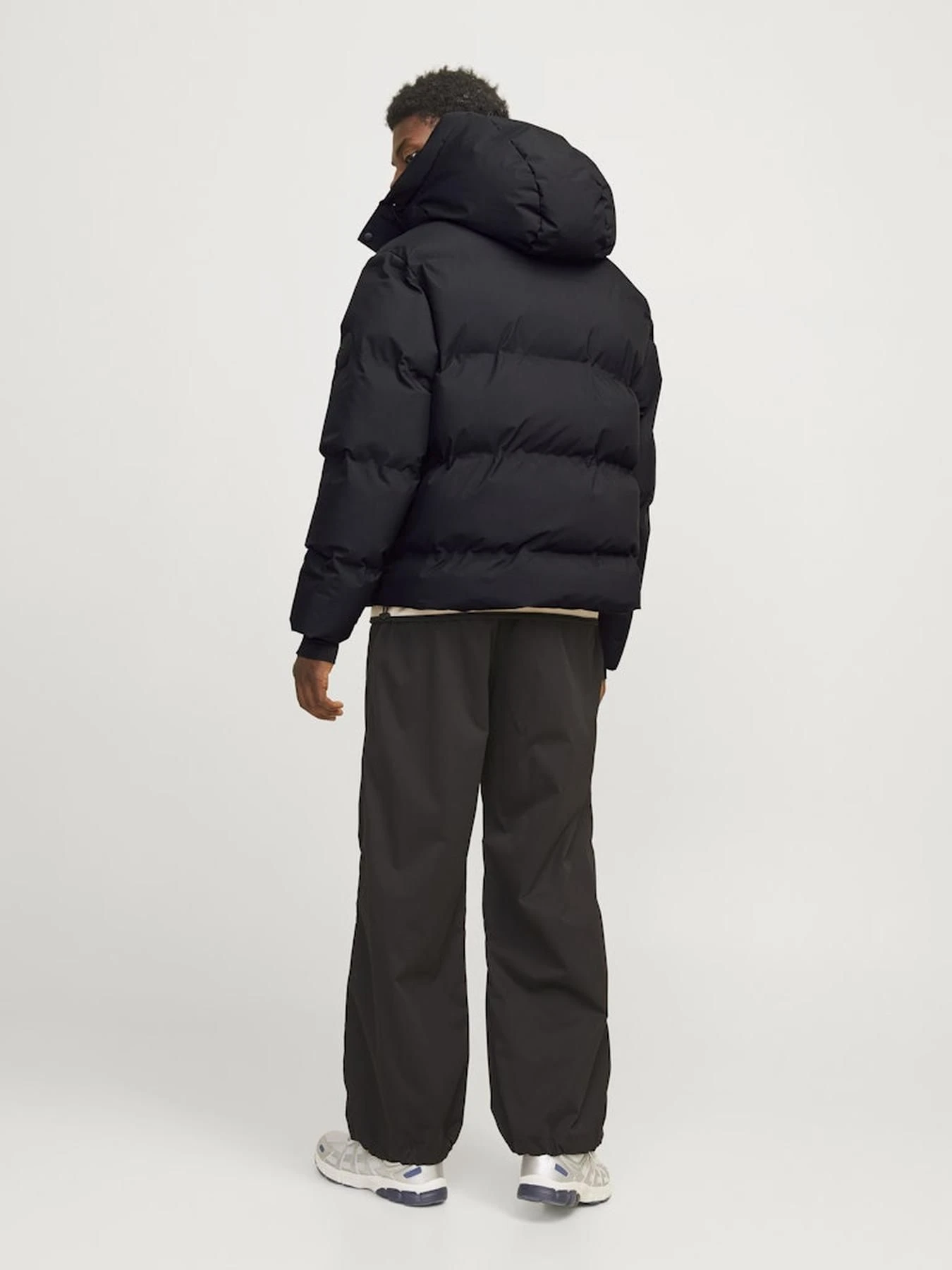 Куртки и дубленки JACK & JONES модель 12261971_Black Фото