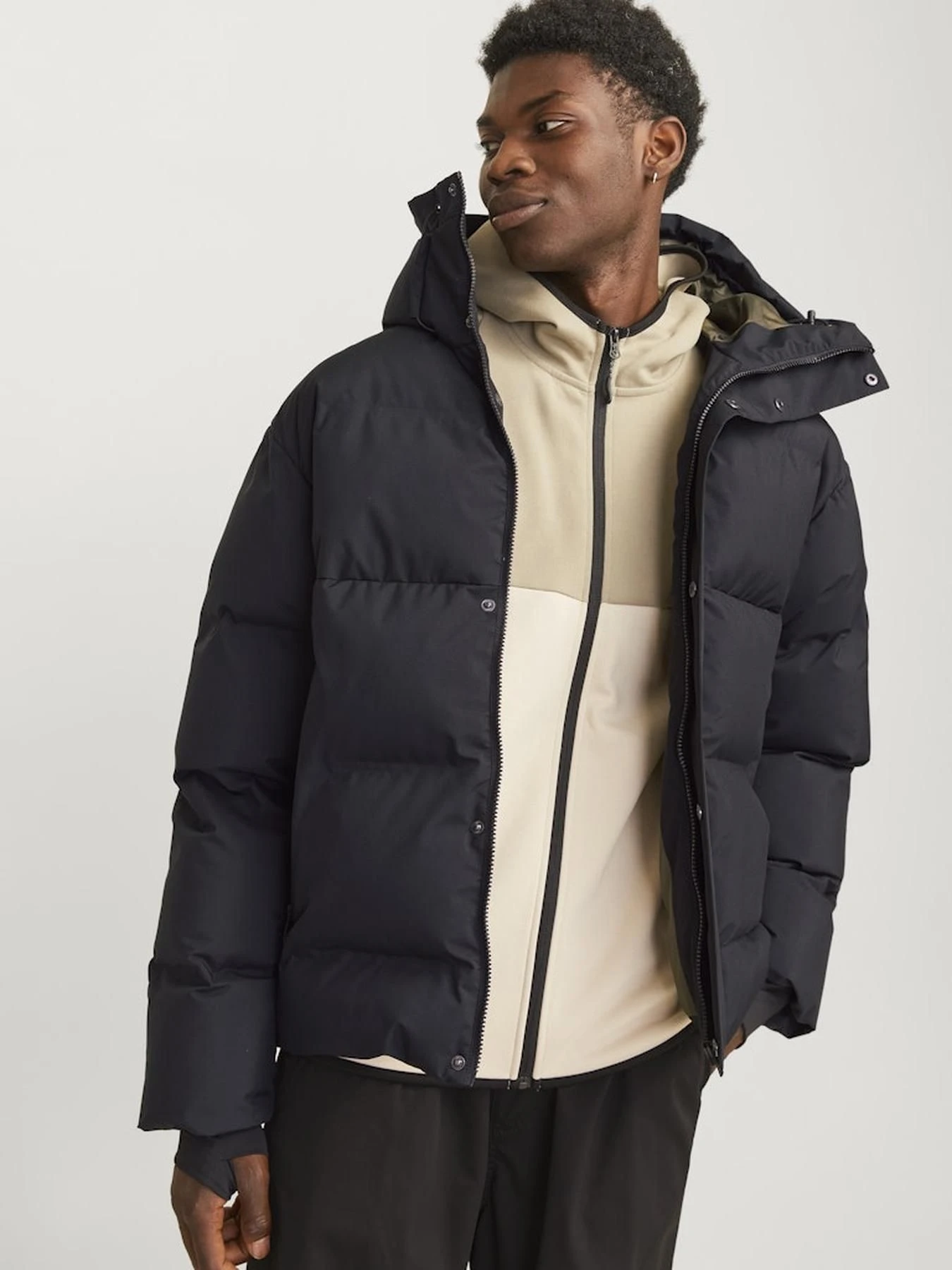 Куртки и дубленки JACK & JONES модель 12261971_Black Фото