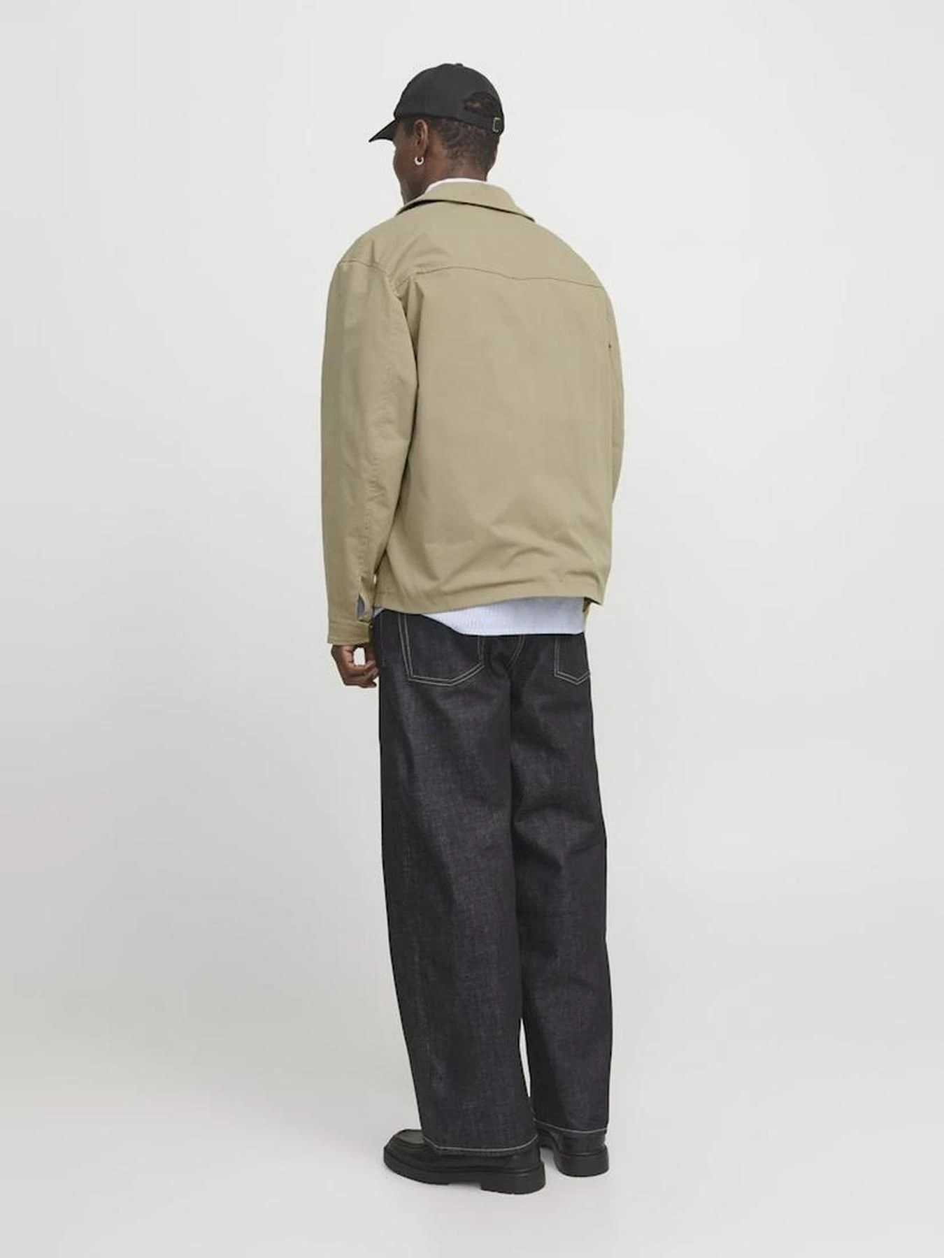 Куртки и дубленки JACK & JONES модель 12268717_Coriander Фото