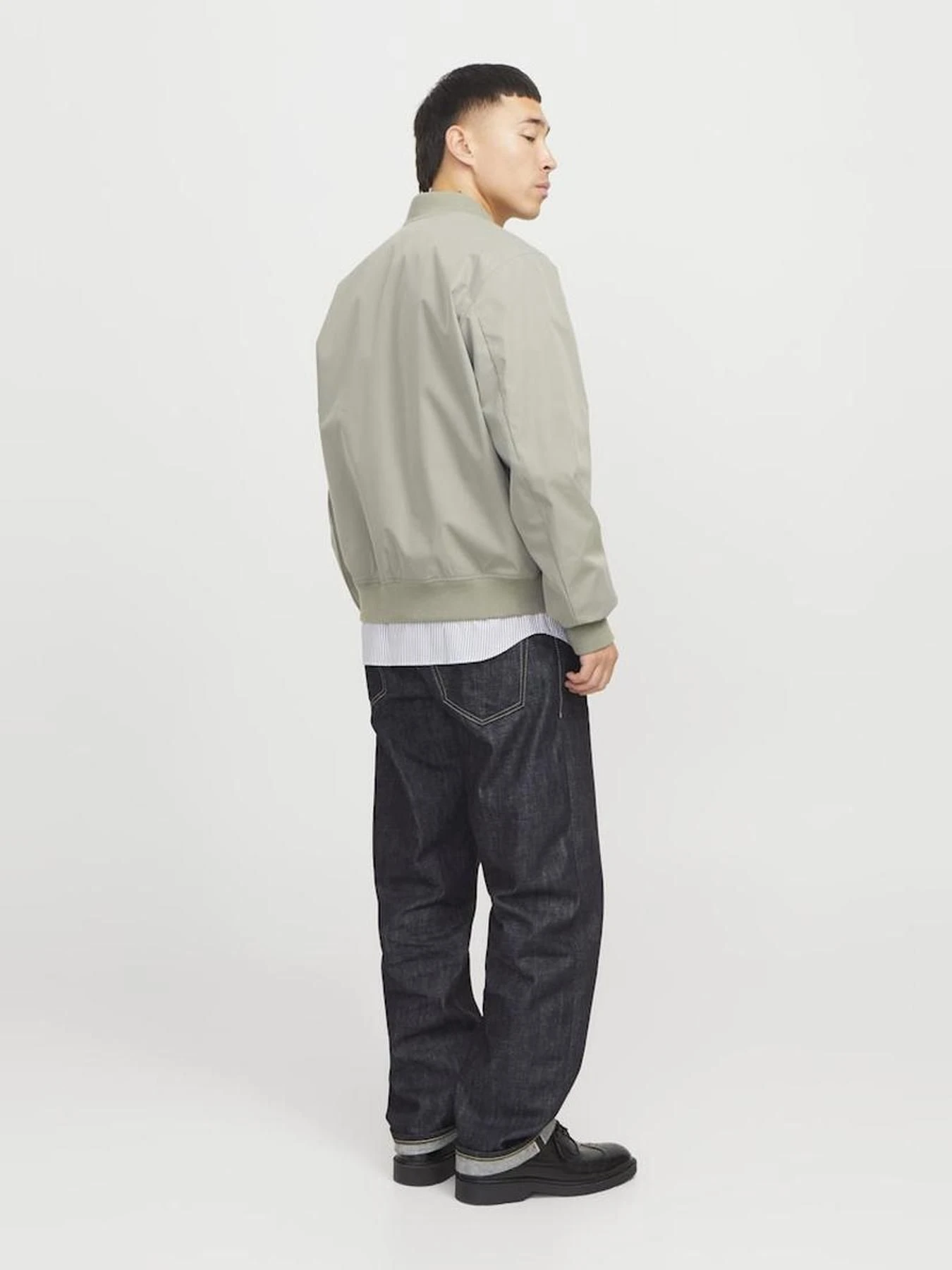 Куртки и дубленки JACK & JONES модель 12272567_Vetiver Фото