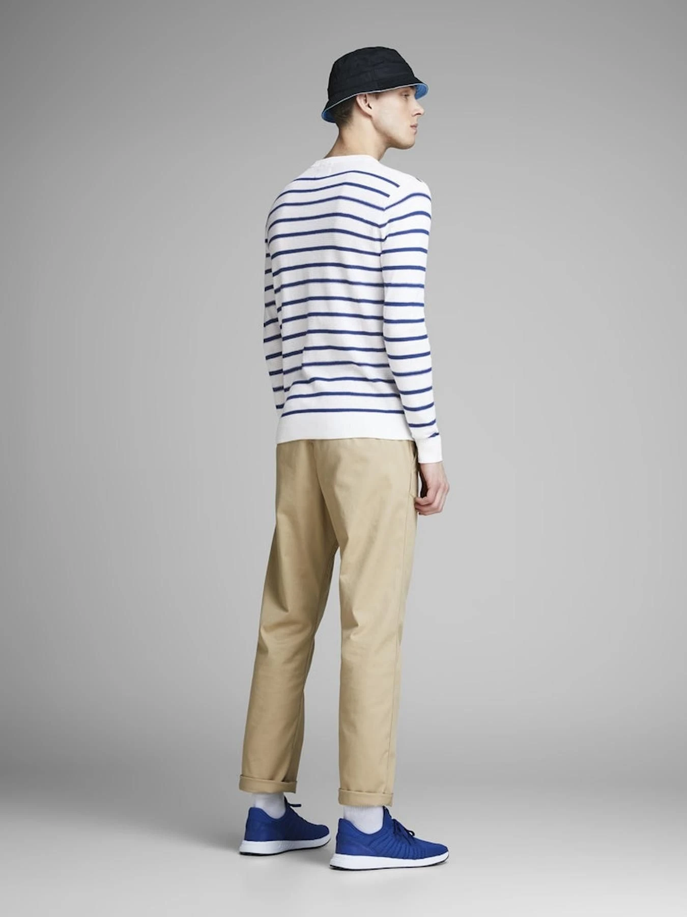 Свитры и кардиганы JACK & JONES модель 12154941_CLOUDDANCER Свитры и кардиганы JACK & JONES модель 12154941_CLOUDDANCER Фото
